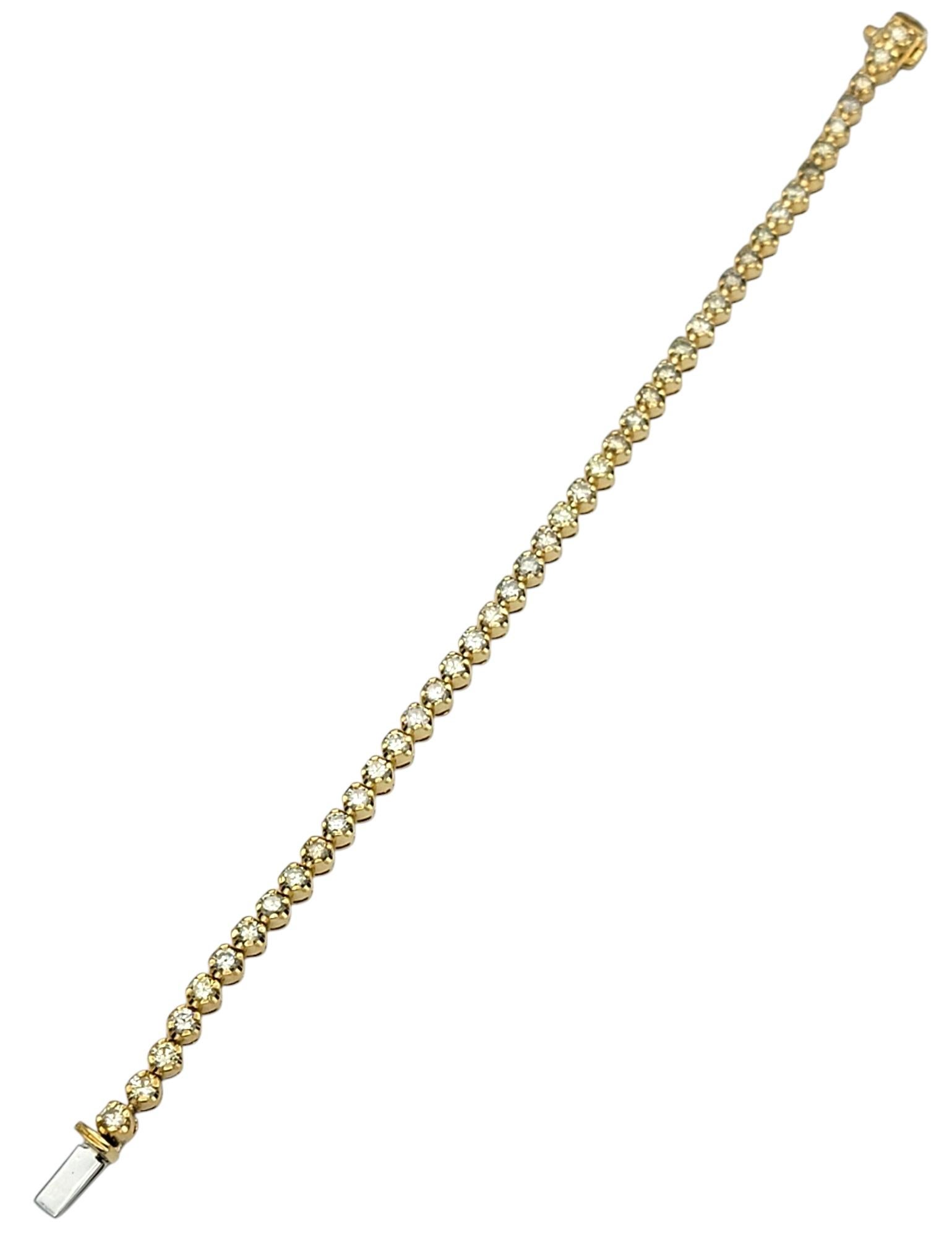 Round Cut 4.93 Carat Round Brilliant Cut Diamond Tennis Bracelet in 18 Karat Yellow Gold For Sale