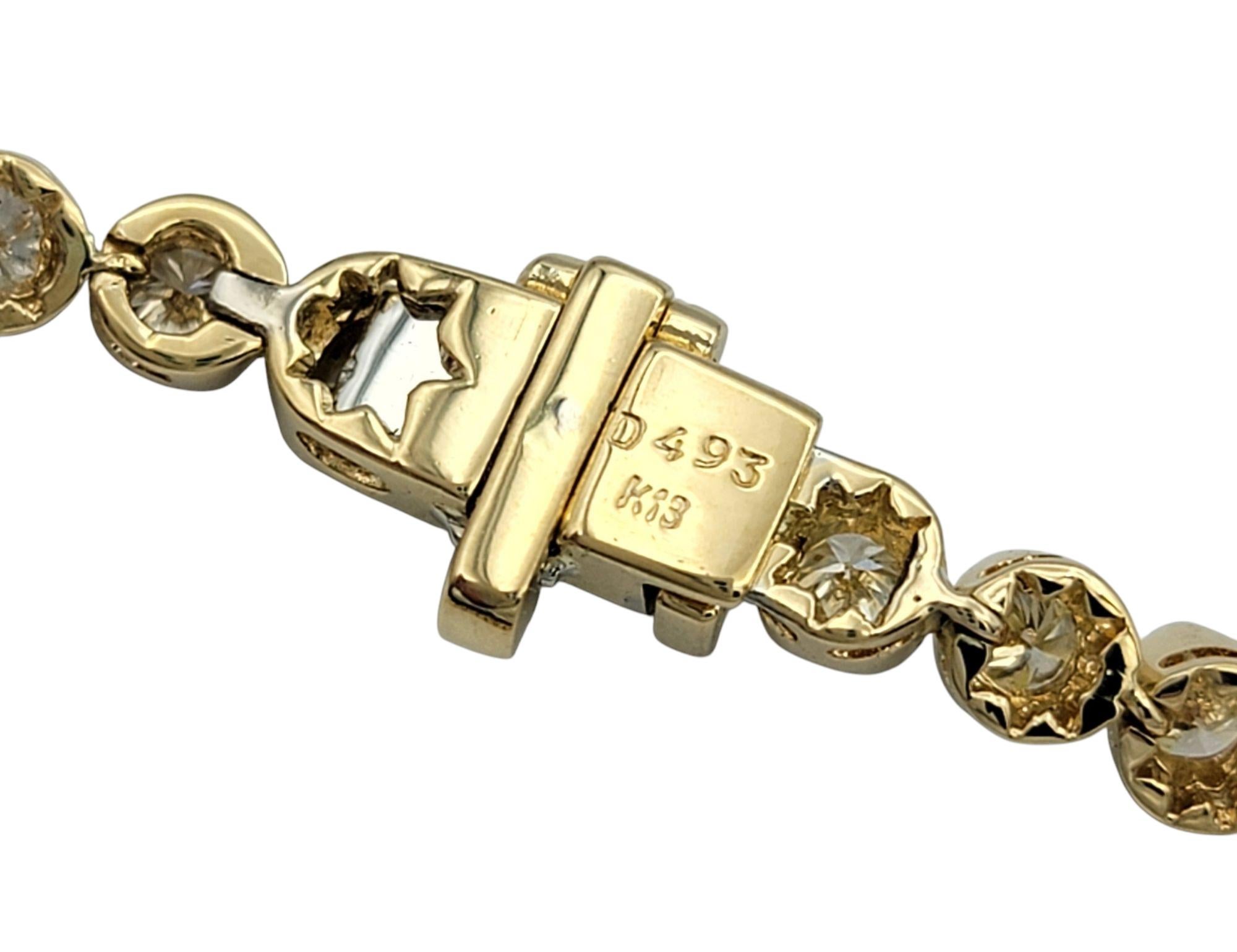 4.93 Carat Round Brilliant Cut Diamond Tennis Bracelet in 18 Karat Yellow Gold For Sale 2