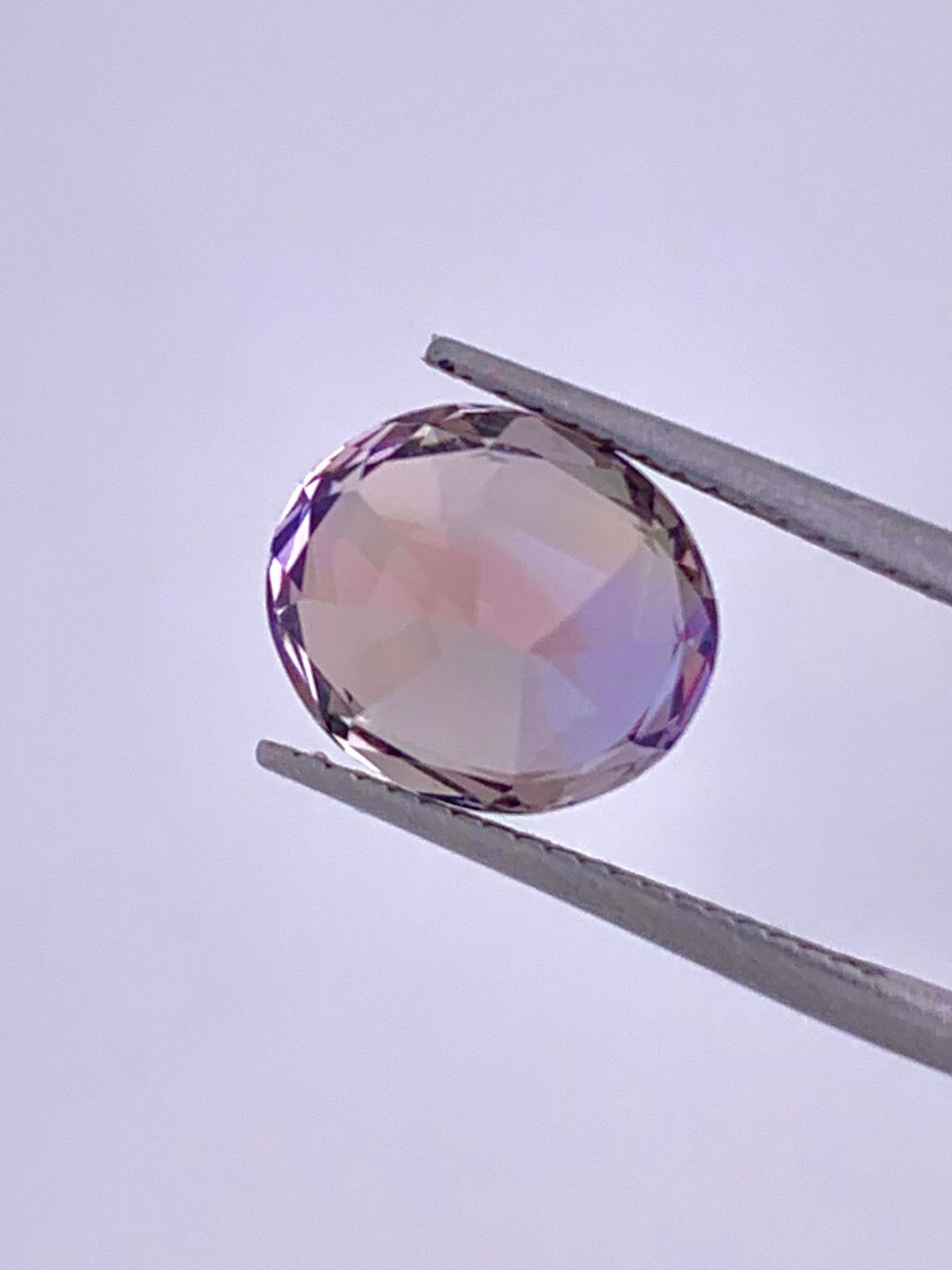 4,93 Carati Rara Tanzanite non riscaldata zoisite marrone rosato Bi colore in vendita 9