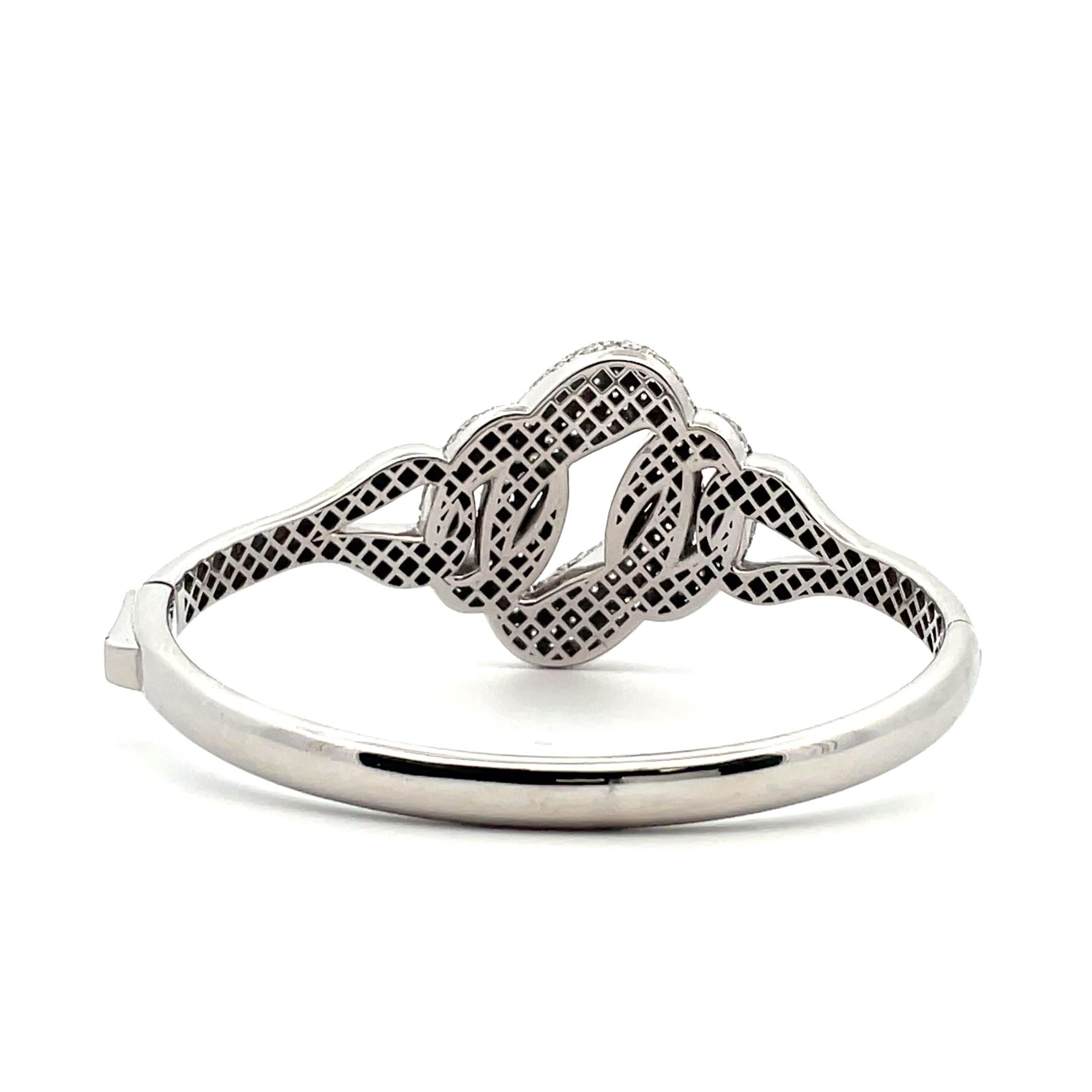 Art Deco 4.93ct, Diamond Cluster Knot Chain Link Bangle in 14k White Gold