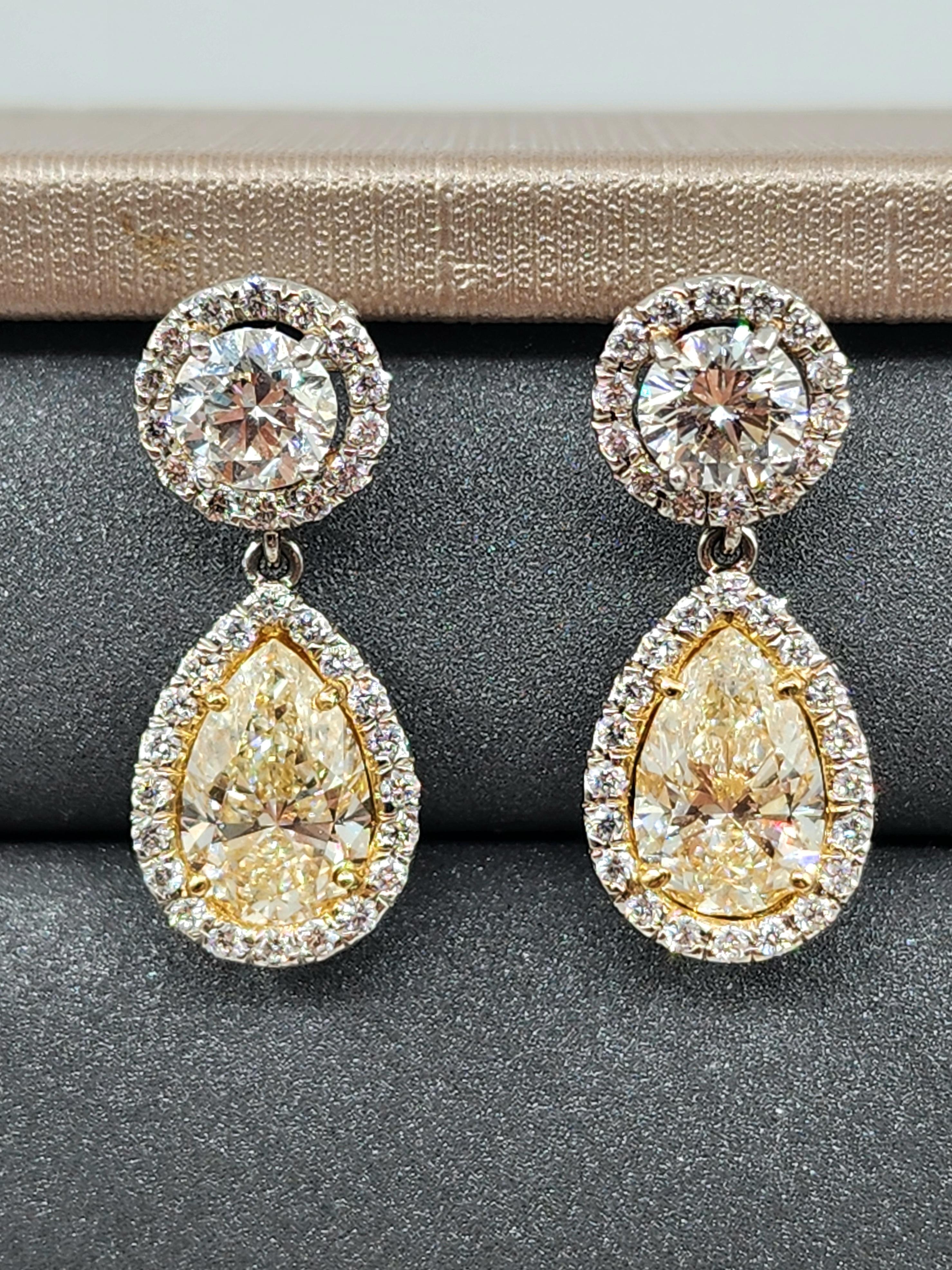 Pear Cut 4.93 ct Natural Yellow & Diamond Dangle Earrings For Sale