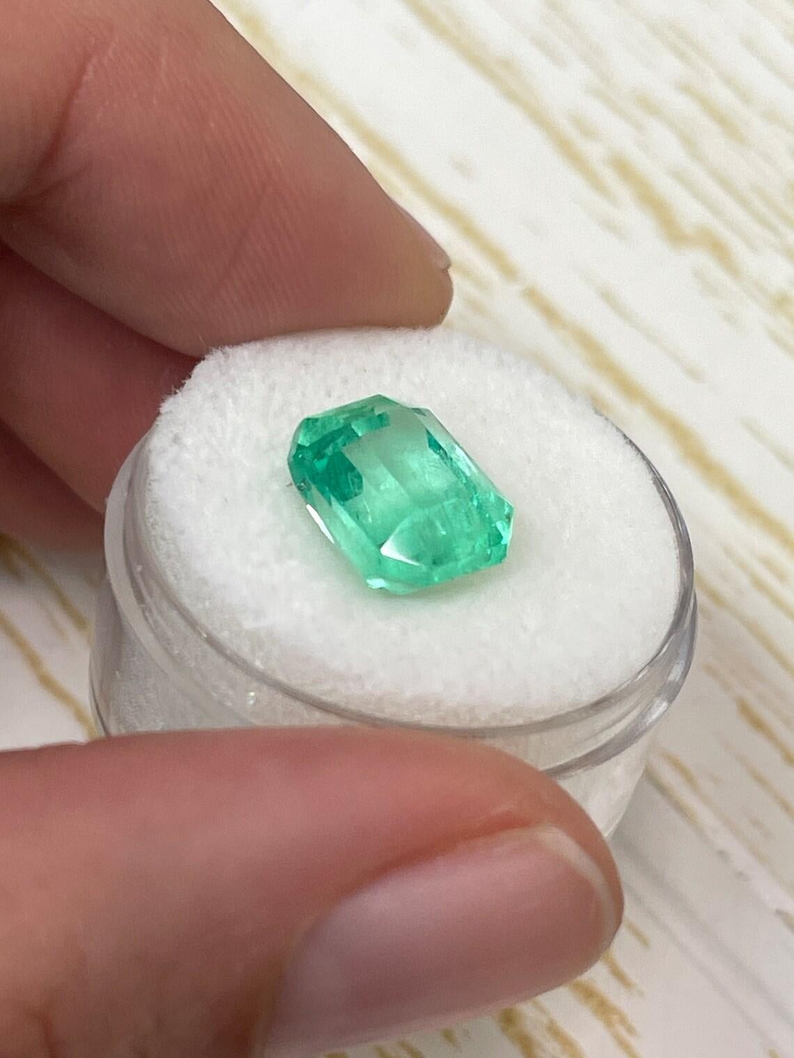 4.93ct Colombian Emerald Classic Cut Genuine May Birthstone 11x9mm Green Gem en vente 1