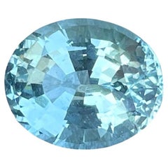 Pierre naturelle africaine aigue-marine bleue taille ovale de 4.94 carats