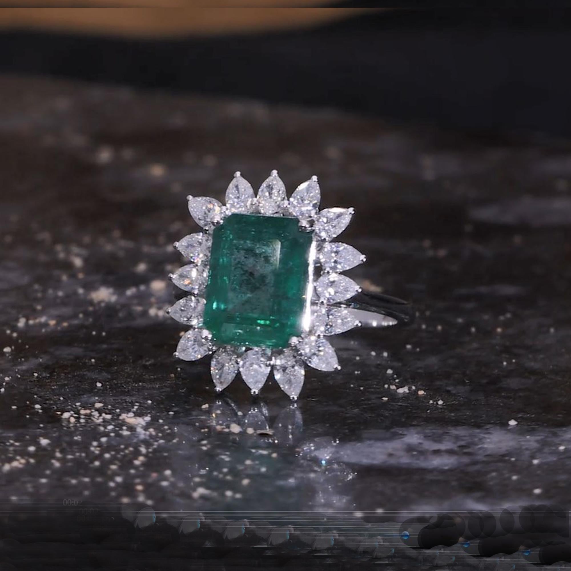 Octagon Cut 4.95 Carat Emerald 1.26 Carat SI/H Diamond 14 Karat White Gold Cocktail Ring For Sale