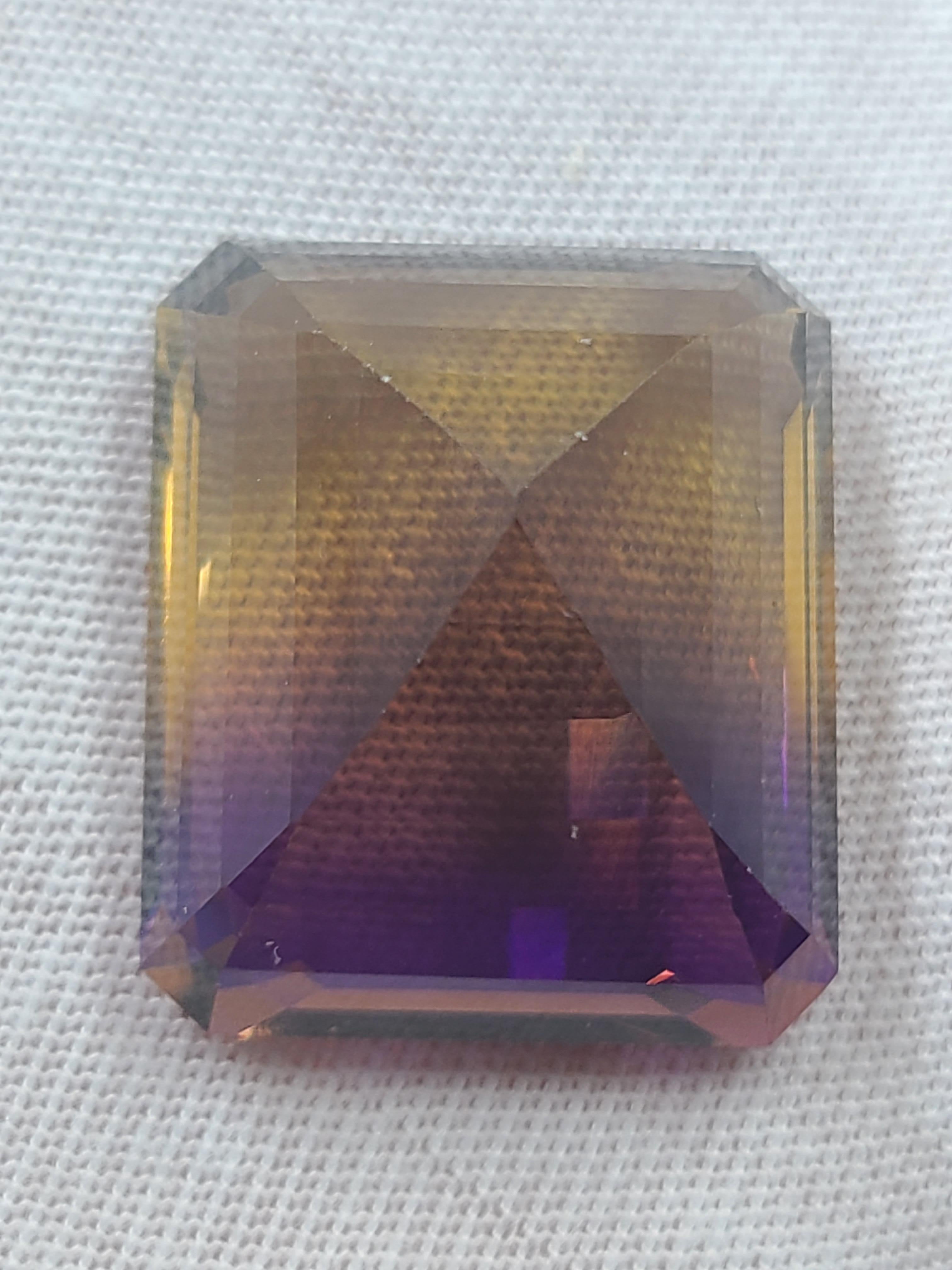 49.5 Carat Ametrine Emerald Cut  - Extra Large Loose Single Stone In Excellent Condition For Sale In Endwell, NY