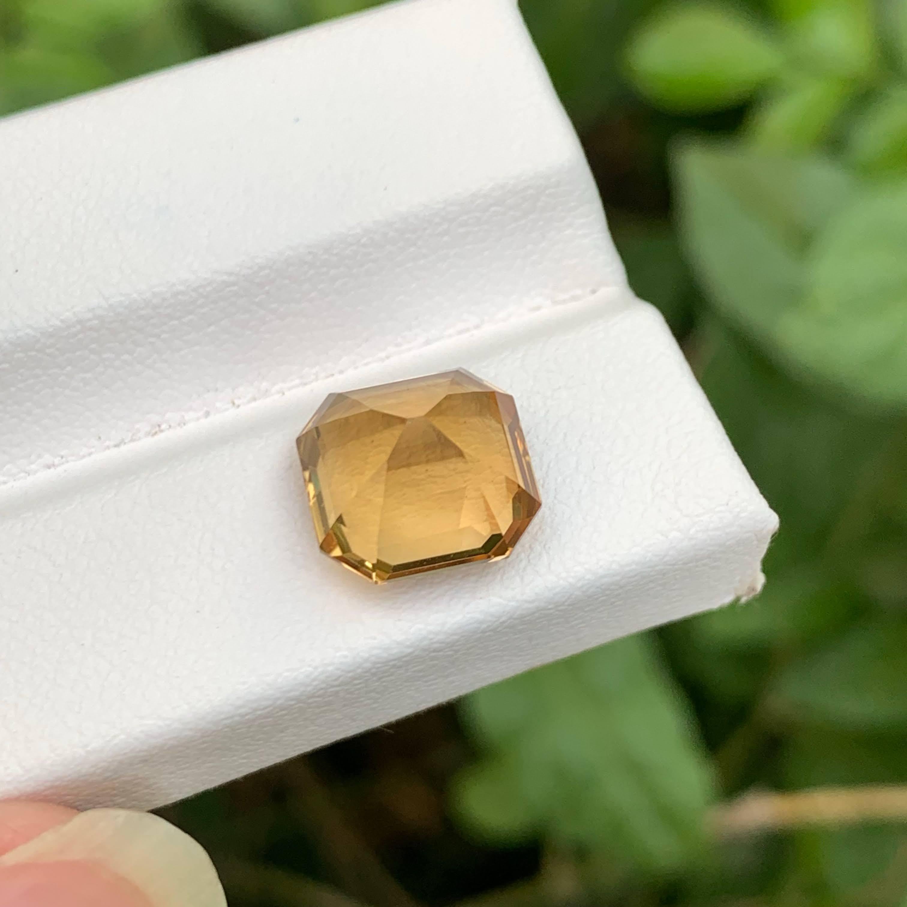 Moderno 4,95 Carati di Citrino Arancione Geologico Sciolto Taglio Asscher Gemma Brasiliana Naturale in vendita