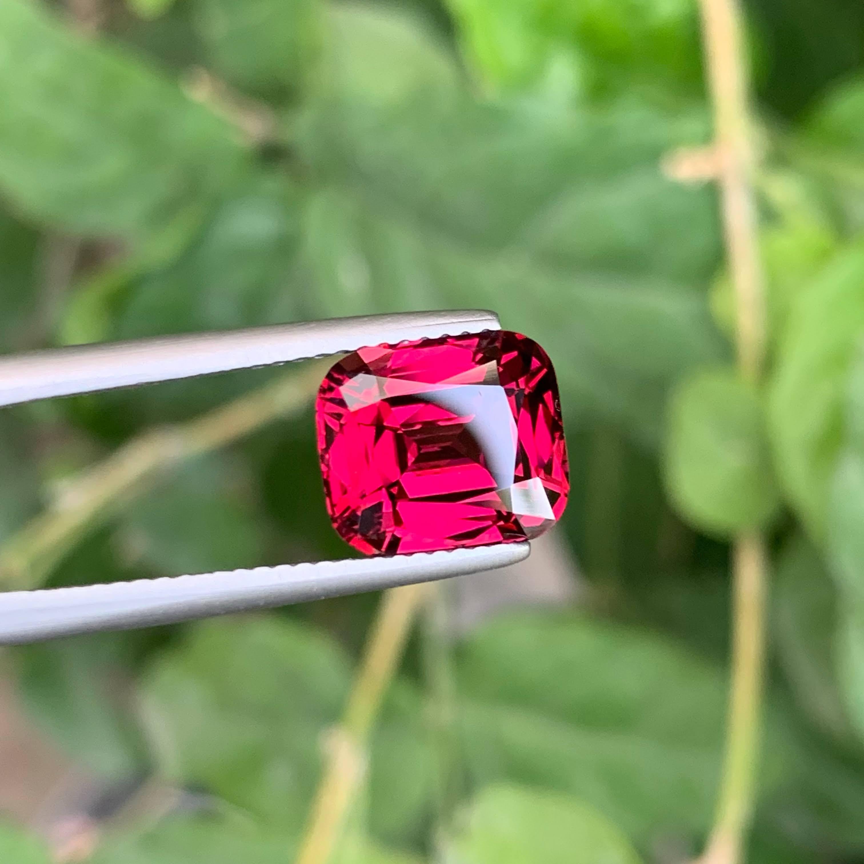 4.95 Carat Loose Pinkish Red Garnet Stone Cushion Cut Natural Tanzanian Gemstone For Sale 2