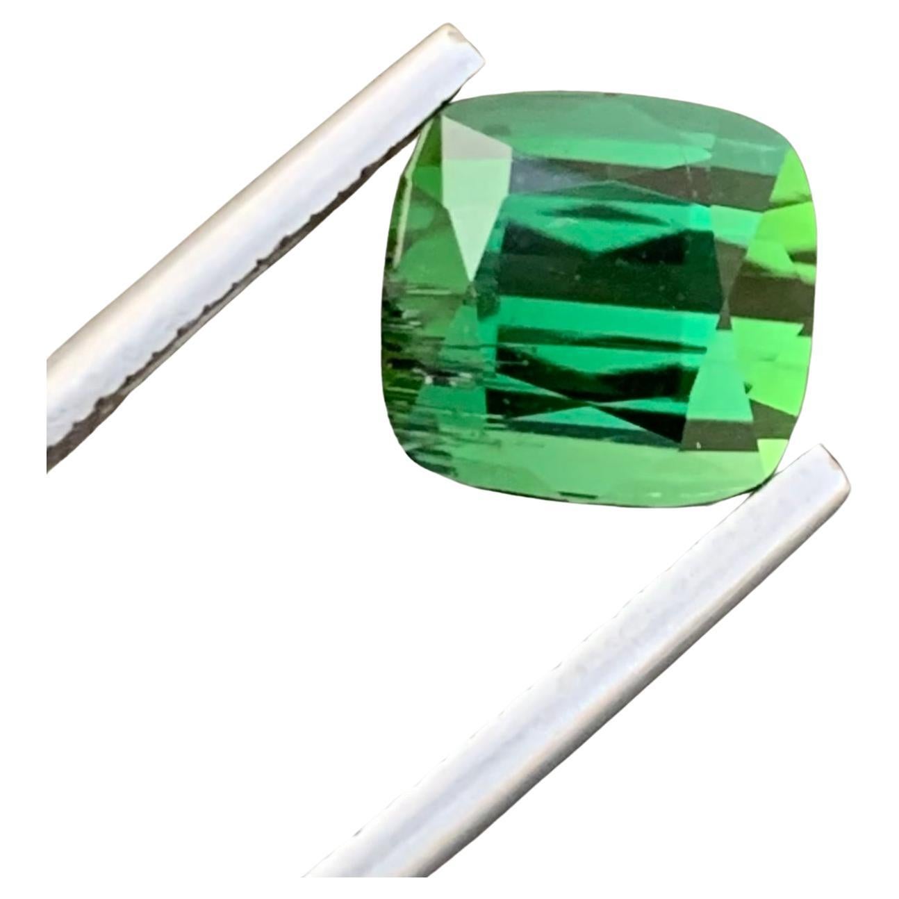 4,95 quilates de turmalina verde natural suelta en forma de cojín para anillo de compromiso