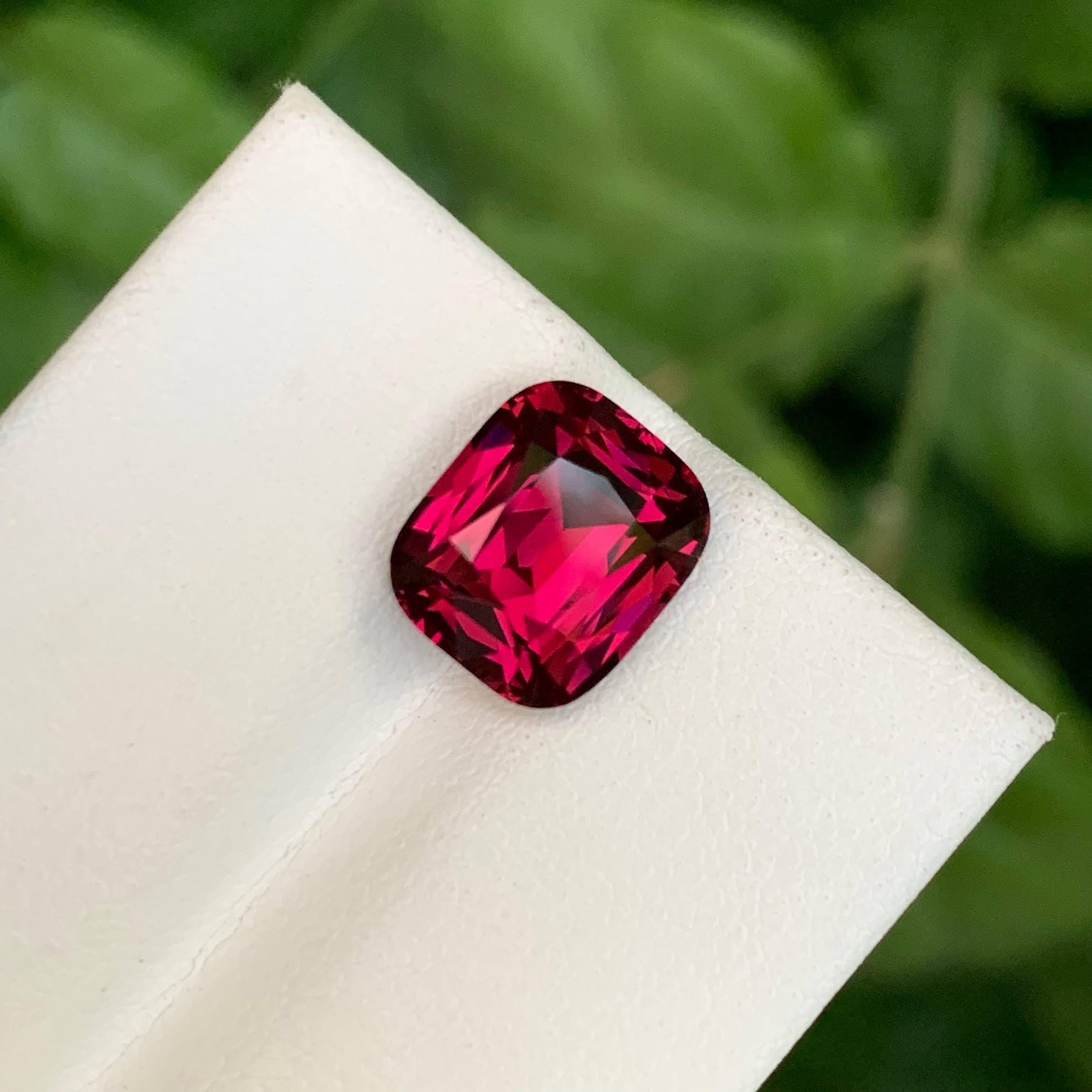Women's or Men's 4.95 Carat Natural Loose Pinkish Red Umbalite Garnet Cushion Cut From Tanzania For Sale
