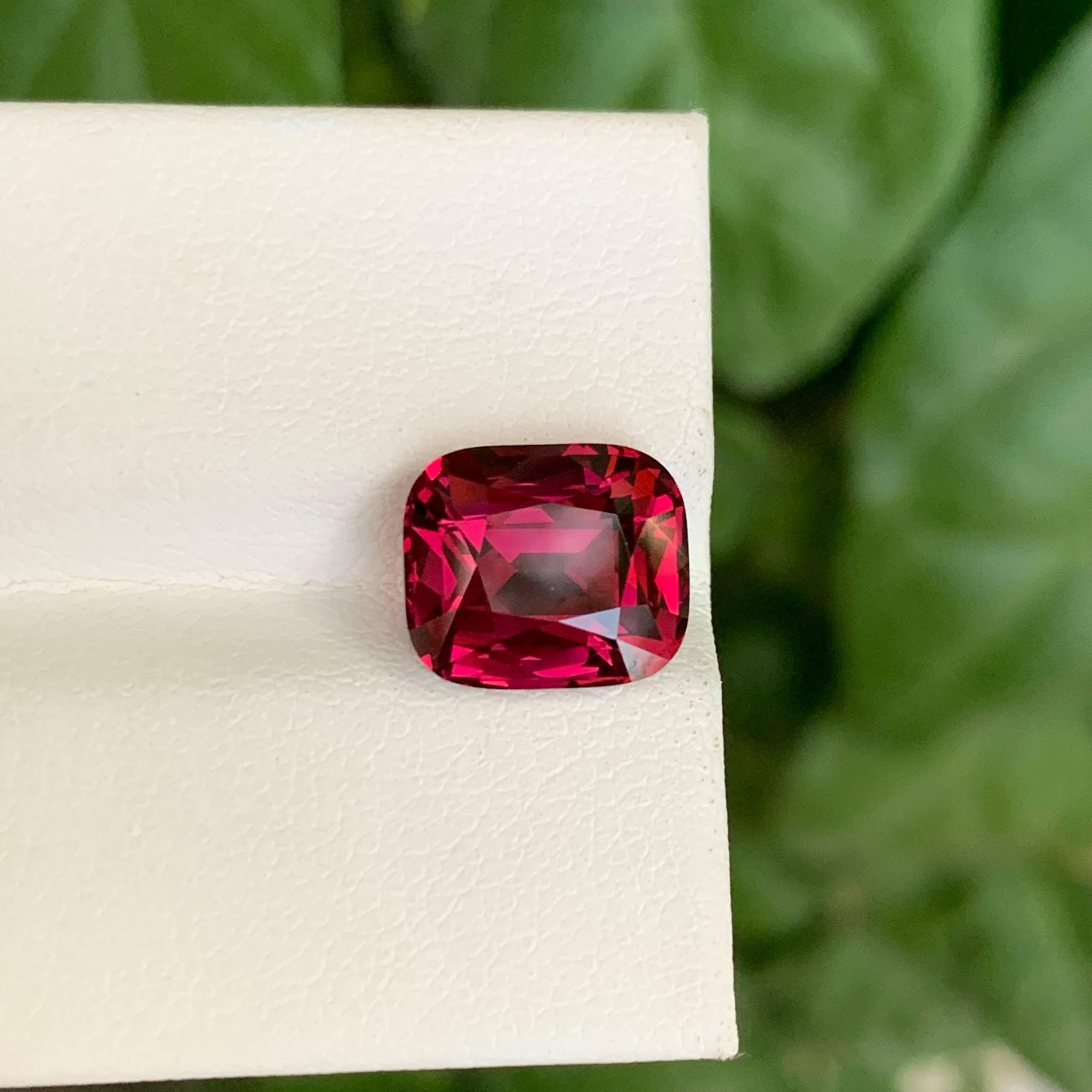 4.95 Carat Natural Loose Pinkish Red Umbalite Garnet Cushion Cut From Tanzania For Sale 1