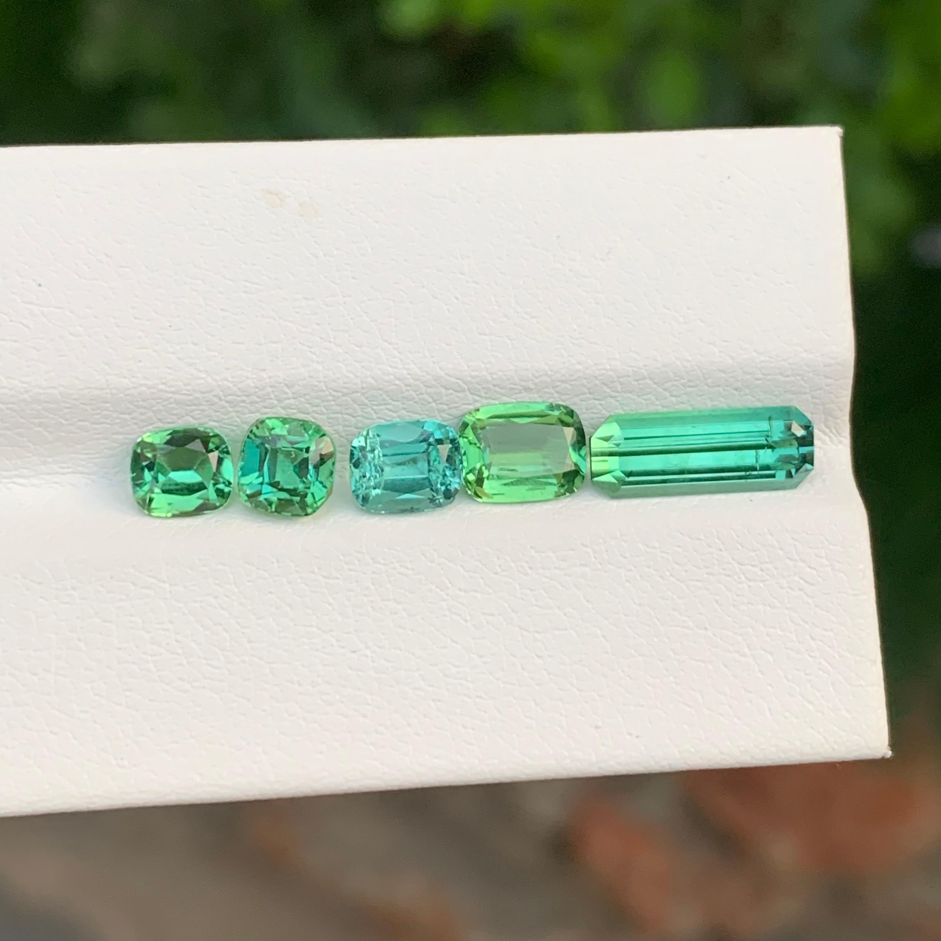 Tourmaline naturelle non sertie de 4,95 carats, pierre précieuse pour bijoux Neuf - En vente à Peshawar, PK