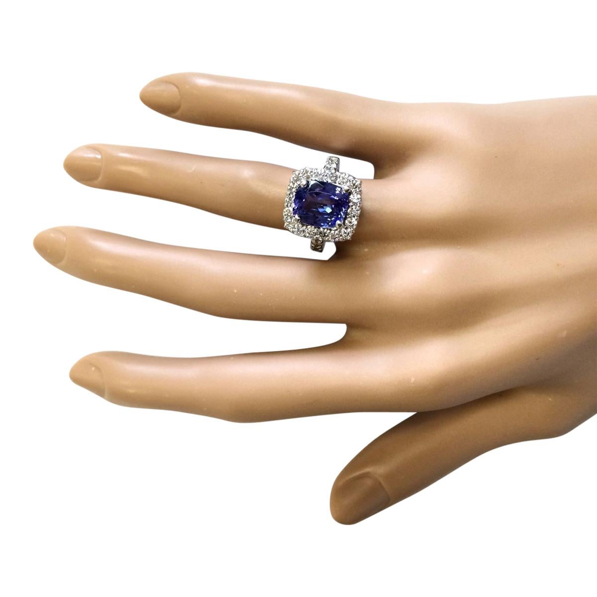 Natural Tanzanite Diamond Ring In 14 Karat White Gold  In New Condition For Sale In Los Angeles, CA