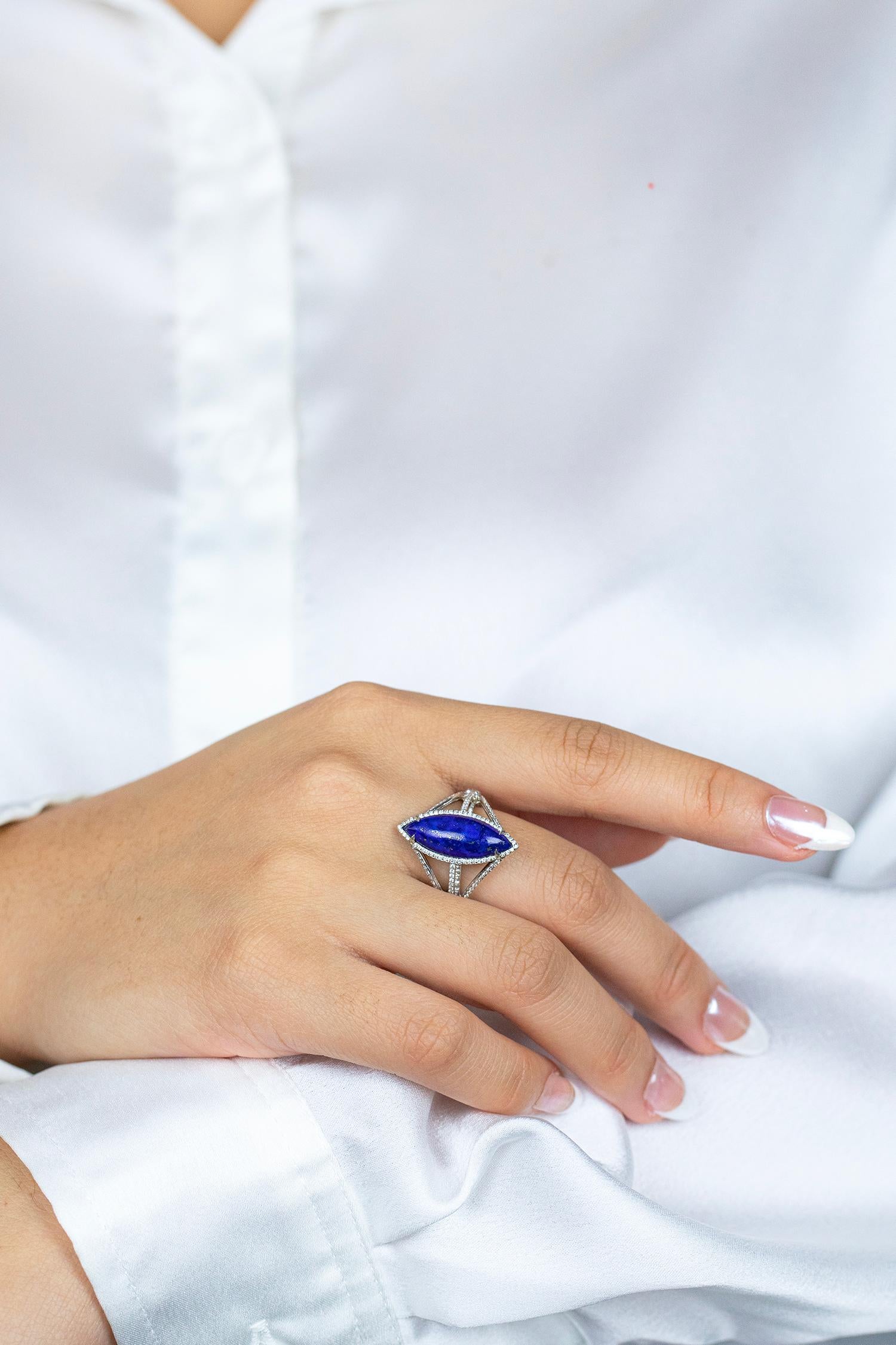 Roman Malakov 4.95 Carats Marquise Cut Lapis Lazuli & Diamond Fashion Ring For Sale 1