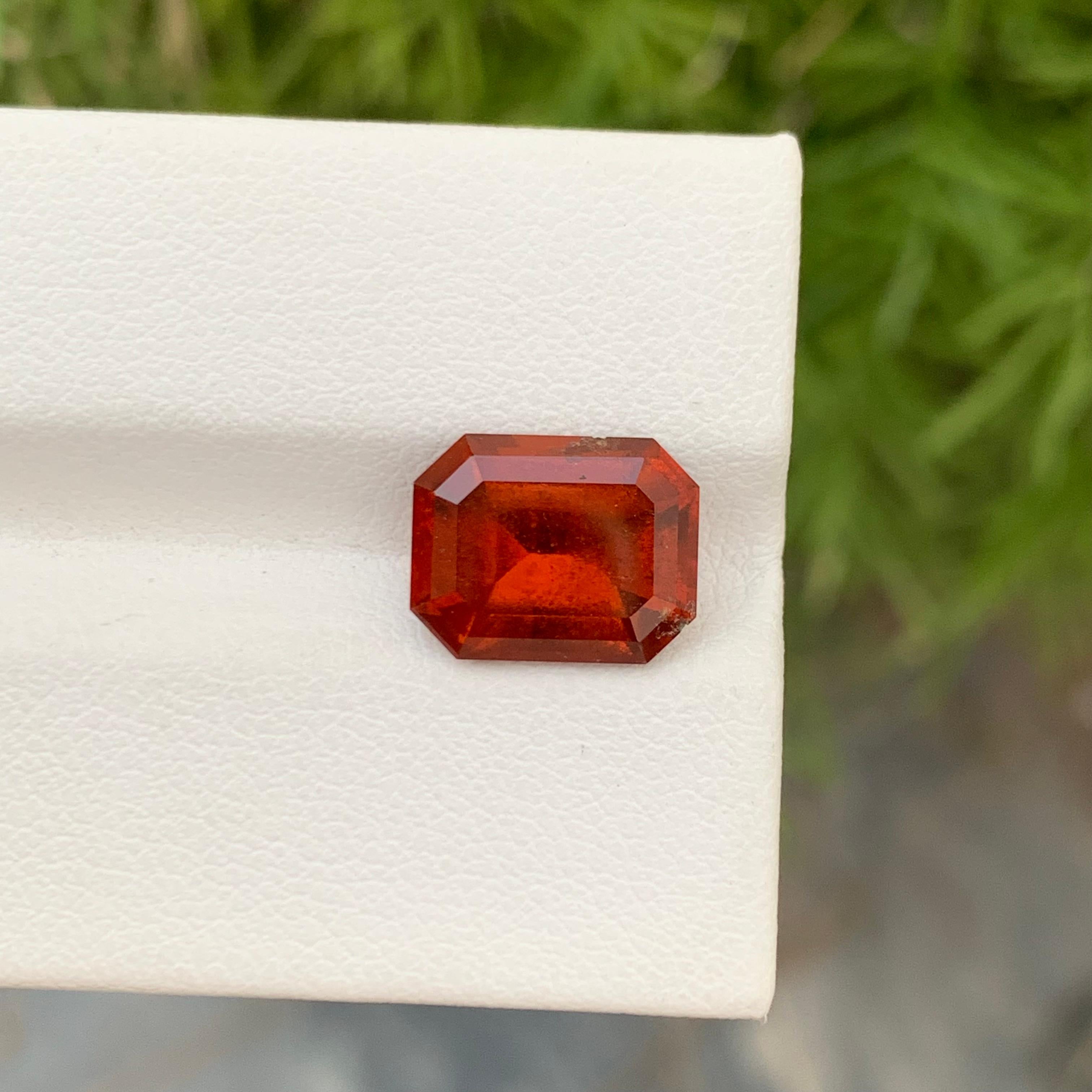 4.95 Carats Pretty Natural Loose Smoky Hessonite Garnet Gem For Ring  For Sale 1