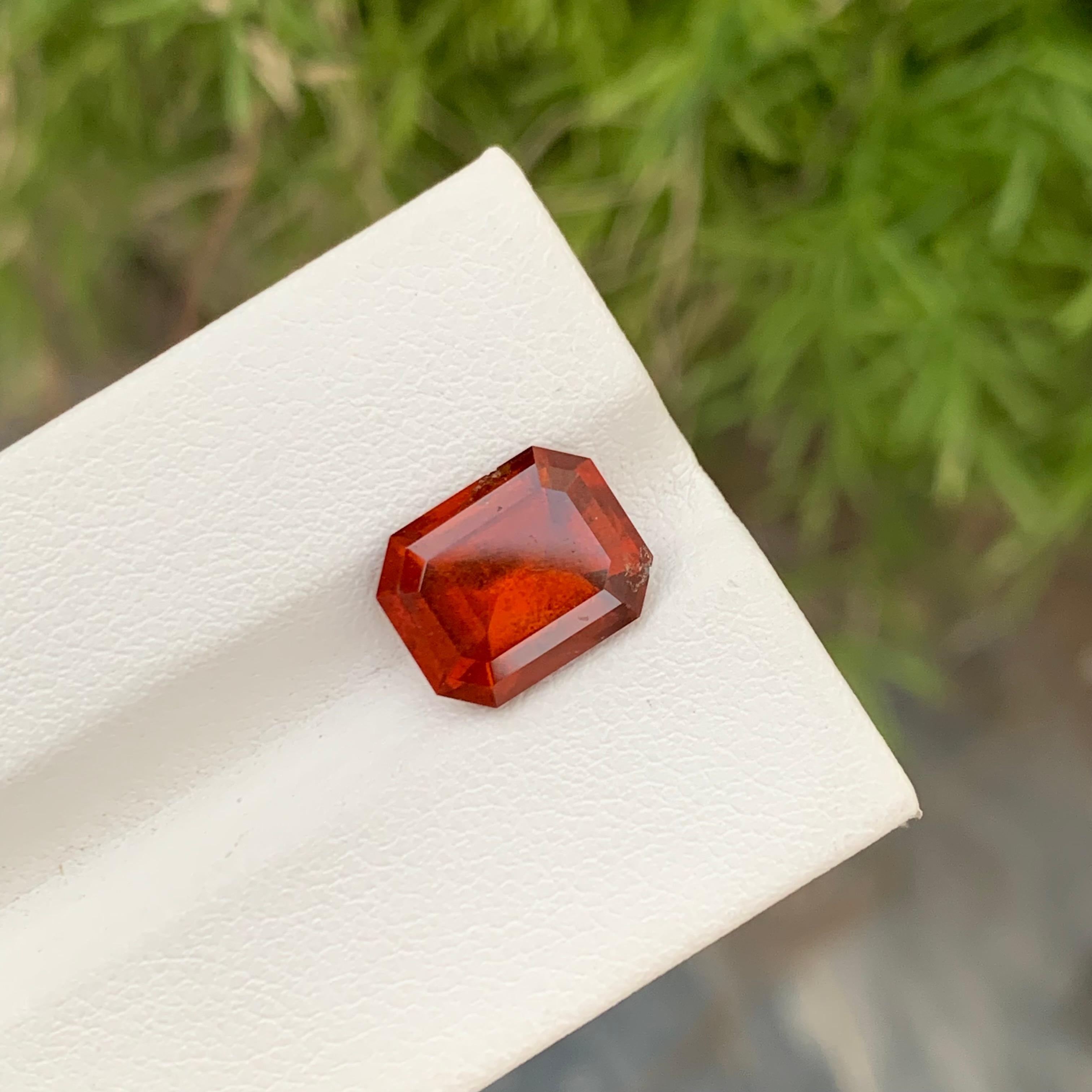 4.95 Carats Pretty Natural Loose Smoky Hessonite Garnet Gem For Ring  For Sale 2