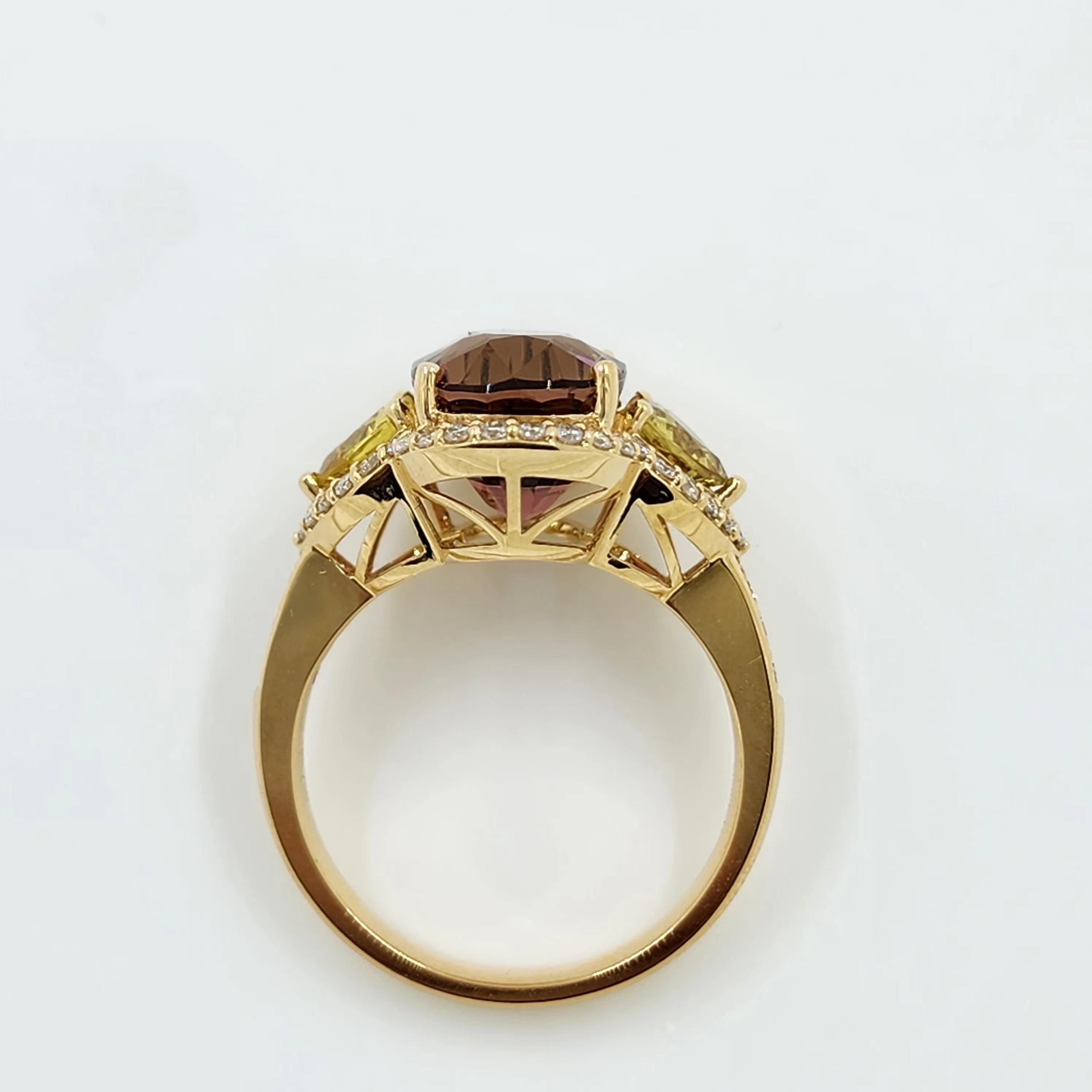 Anello con tormalina, zaffiro giallo e diamante da 4,95 carati in oro giallo 18 carati In condizioni Nuovo in vendita a Hong Kong, HK