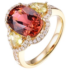 Ring aus 18 Karat Gelbgold mit 4,95 Karat Turmalin, gelbem Saphir und Diamant