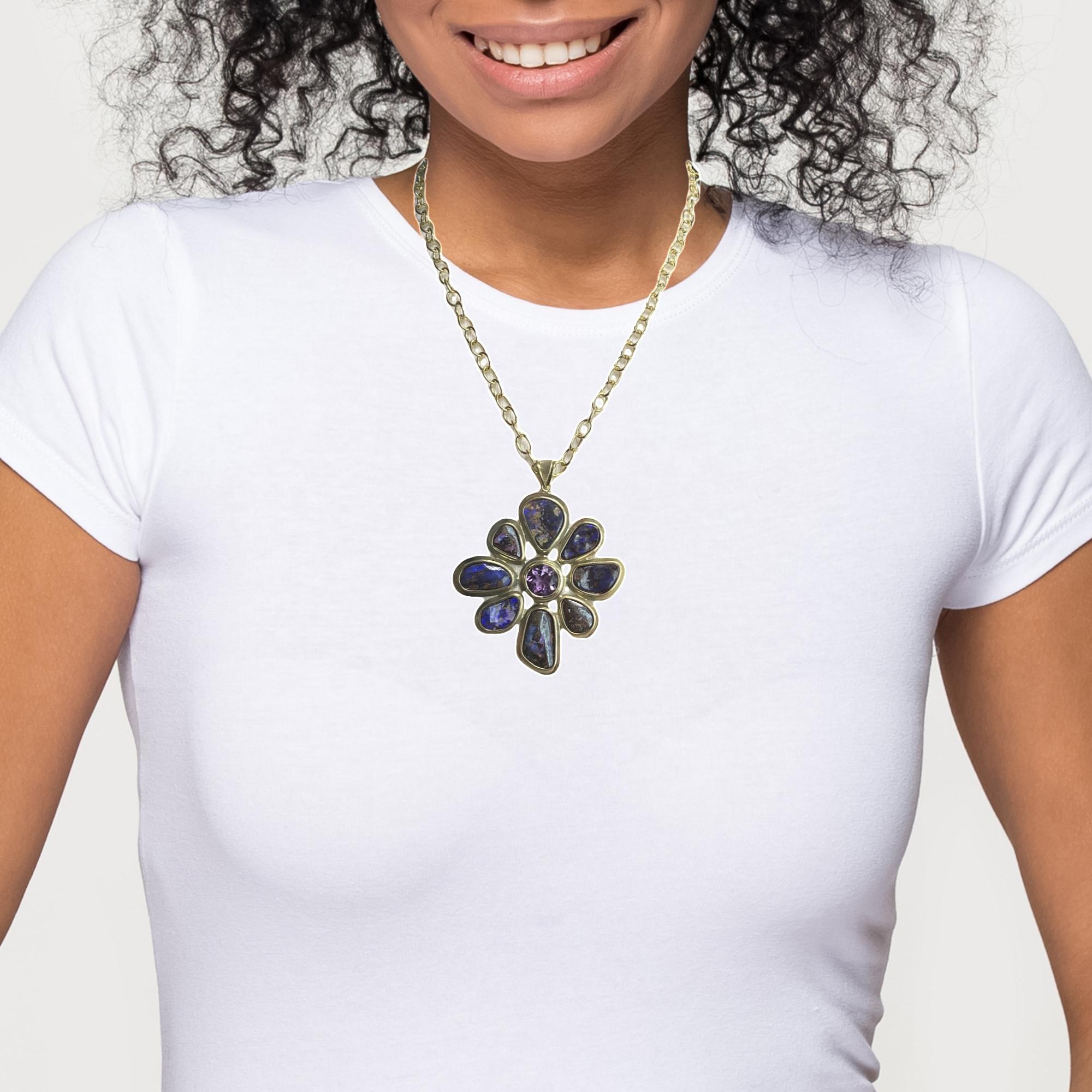 49.50 Carats Total Pendentif Opale Boulder et Améthyste en Or Jaune en vente 1