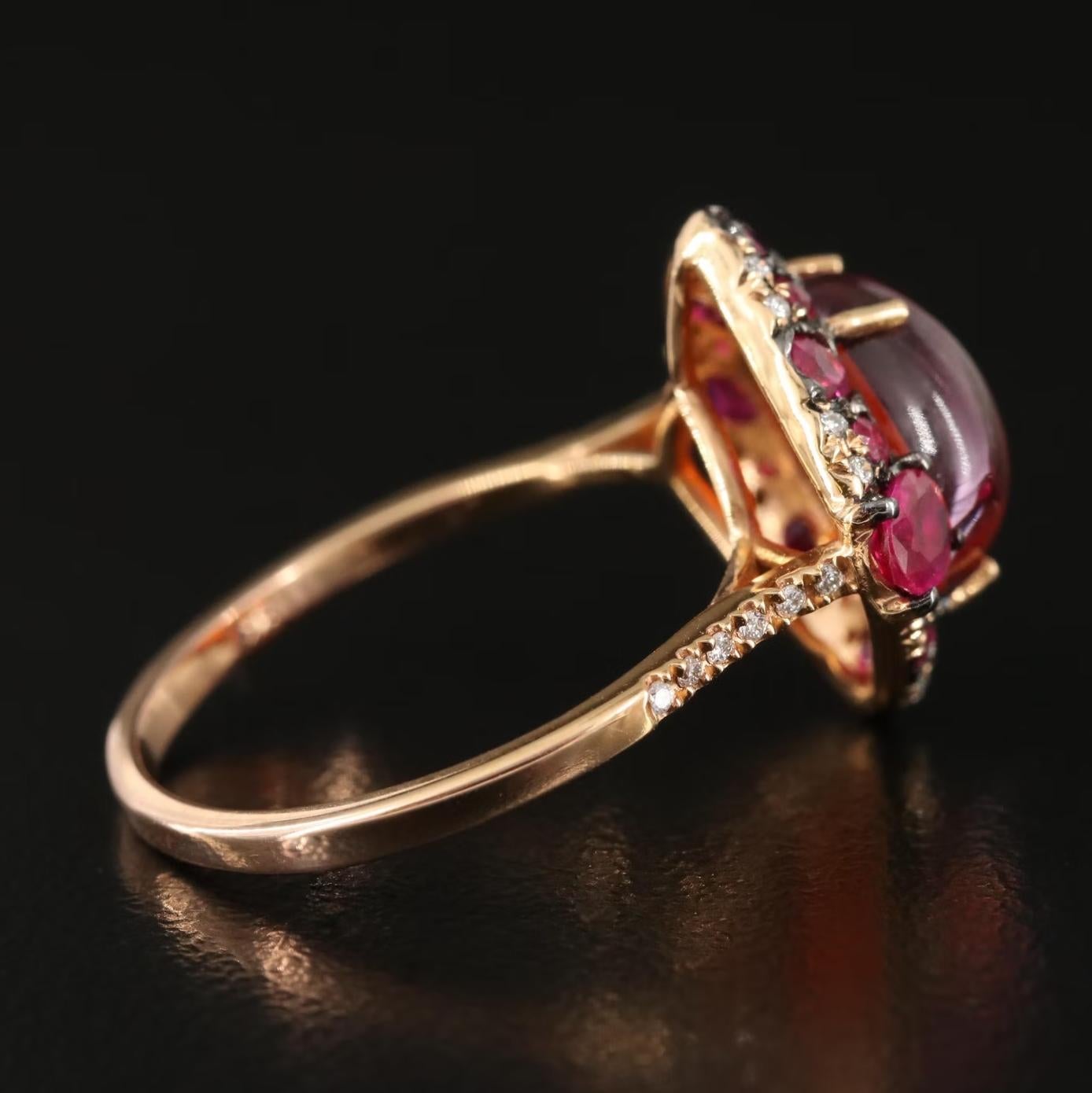 $4950 / International Diamond Jewelry Designer Diamond Gemstone Ring / 18K Gold In New Condition For Sale In Rancho Mirage, CA