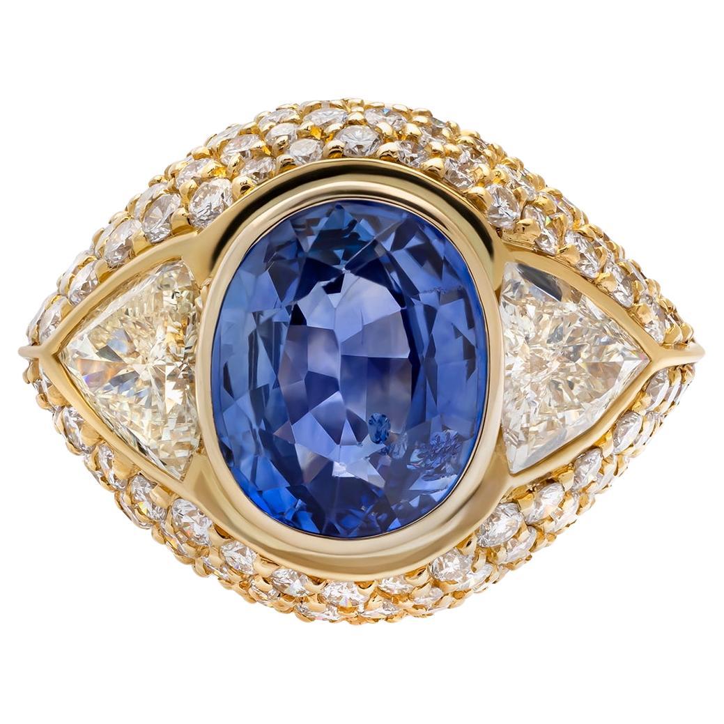 Bague en or jaune 18 carats saphir bleu 4,96 carats et diamant 3,54 carats