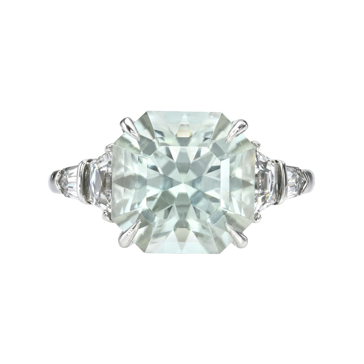 Marvelous bague de fiançailles en platine avec béryl vert et diamants taille française en vente 3