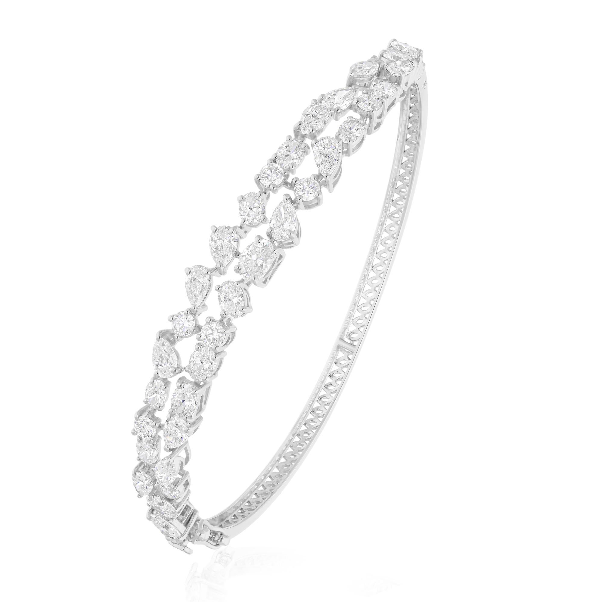 Segui la vetrina di Spectrum Jewels per vedere le ultime collezioni e i pezzi esclusivi. Spectrum Jewels è orgoglioso di essere considerato un Top Seller su 1stdibs con recensioni a 5 stelle da parte dei clienti. Tutti gli articoli da noi prodotti