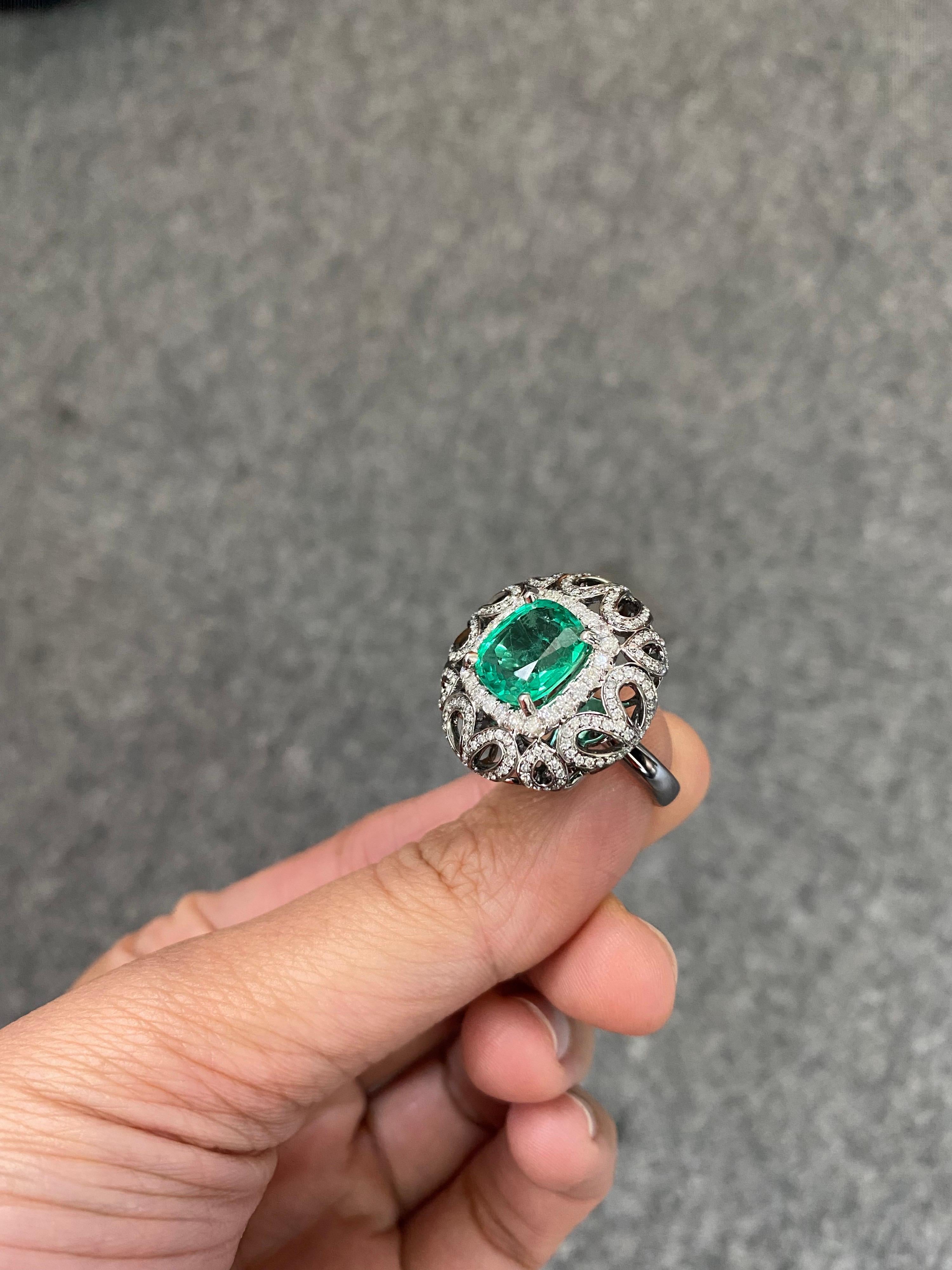 4.97 Carat Cushion Cut Zambian Emerald and Diamond Cocktail Ring For Sale 2