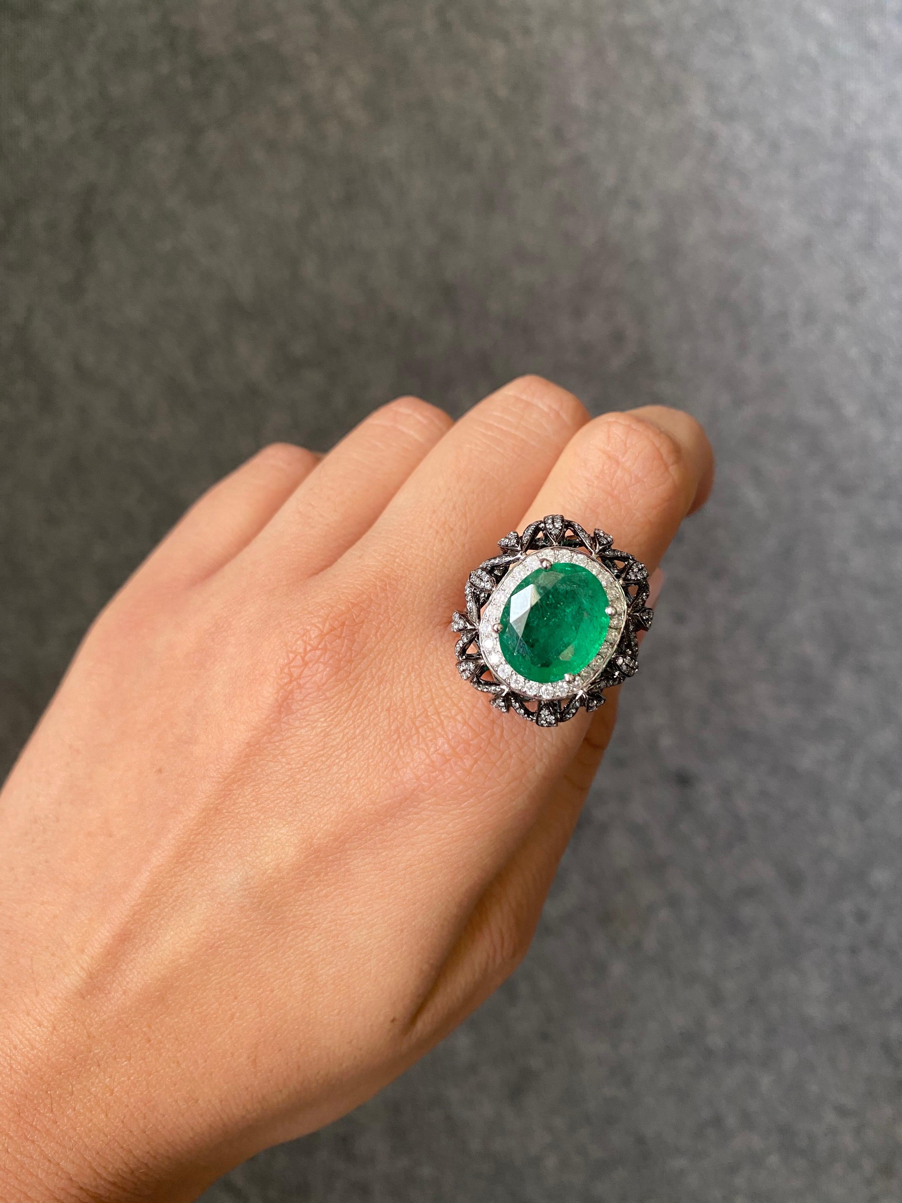 Art Deco 4.97 Carat Emerald and Diamond Dome Cocktail Ring For Sale