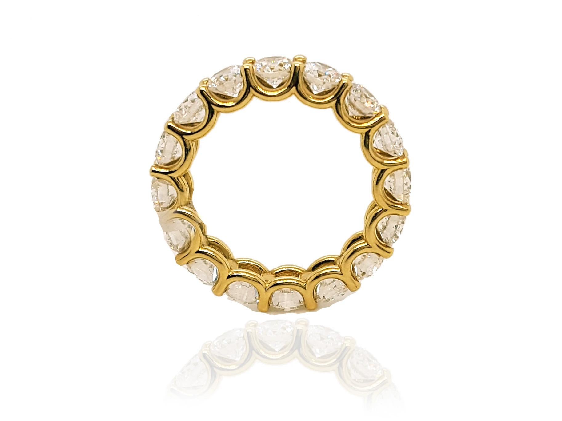 Round Cut 4.97 Carat Round Brilliant Cut Diamond Eternity Band Set in 18K Yellow Gold For Sale