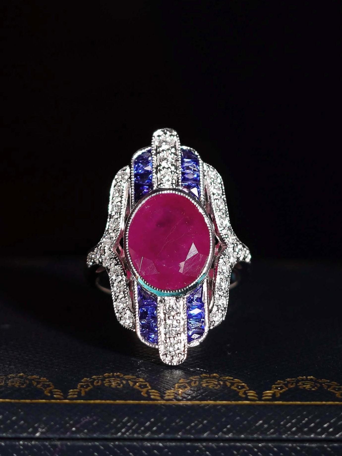 4.97 Ct. Certified Ruby Sapphire Diamond Art Deco Style Dinner Ring in 18K Gold In New Condition For Sale In Bangkok, TH