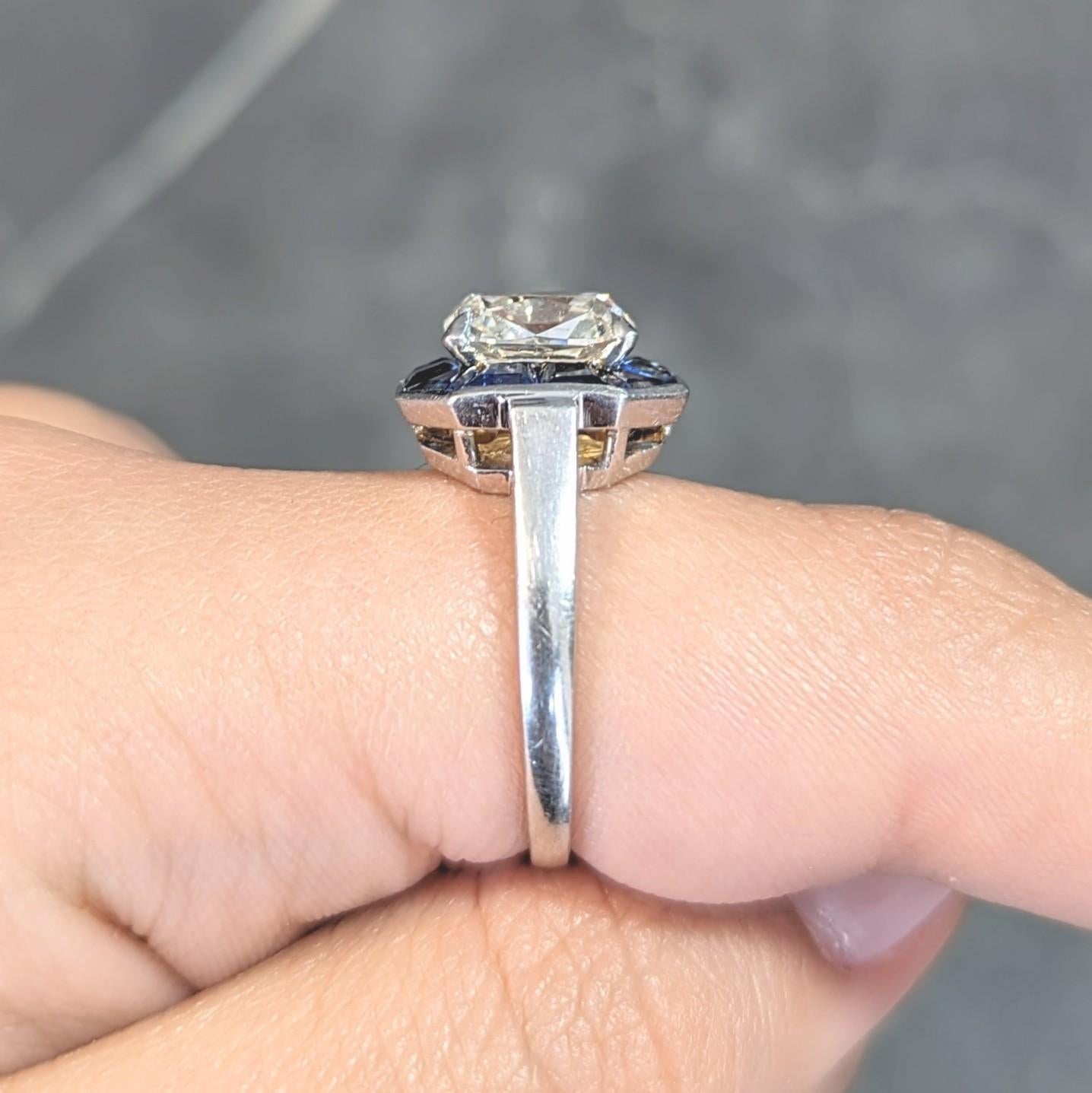 4,97 CTW Kissenschliff Diamant Saphir Platin Vintage Halo Ring GIA im Angebot 9