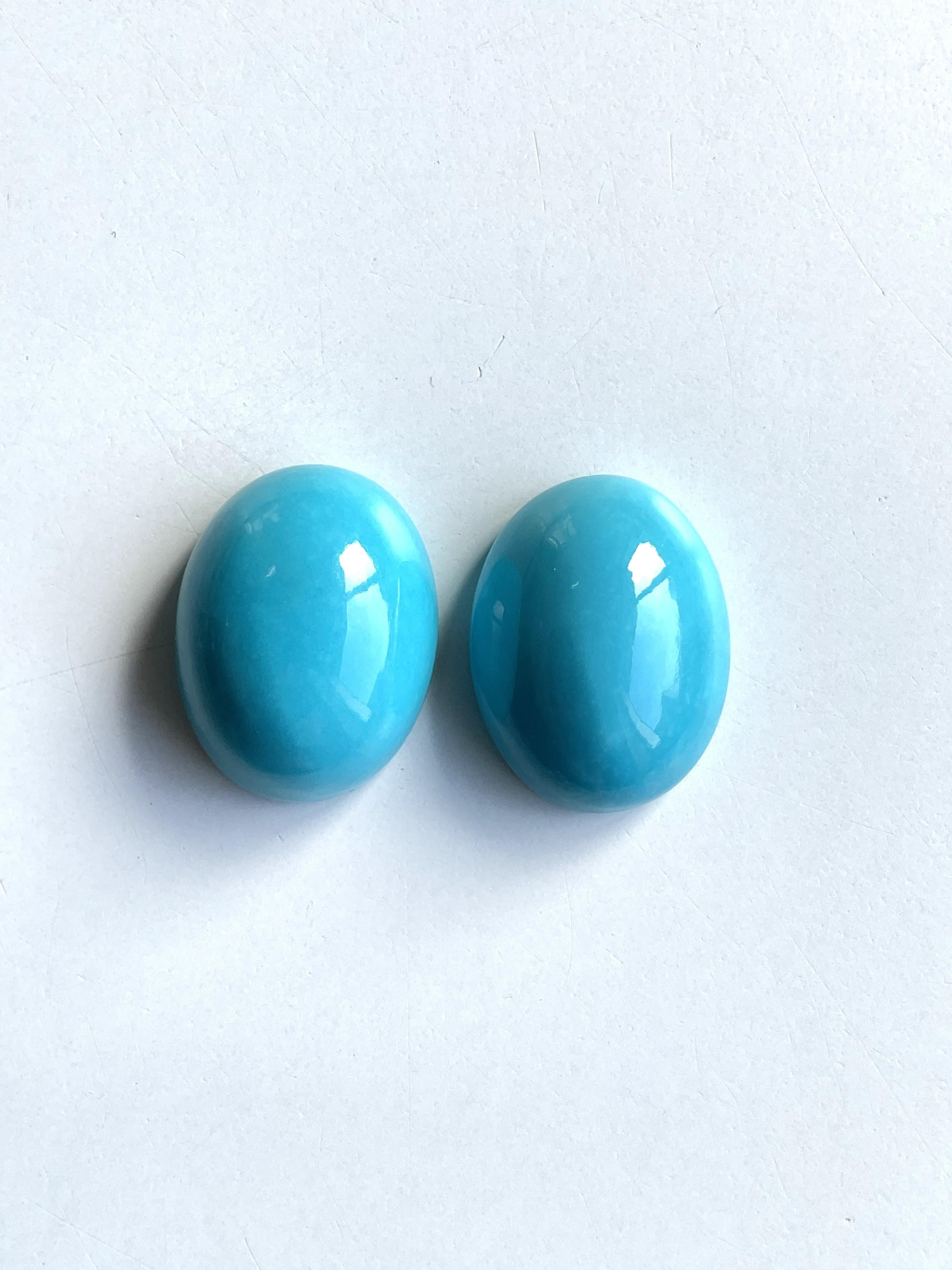49,70 Karat Türkis Arizona Cabochons 2 Pieces Paar für Schmuck natürlichen Edelstein im Zustand „Neu“ im Angebot in Jaipur, RJ