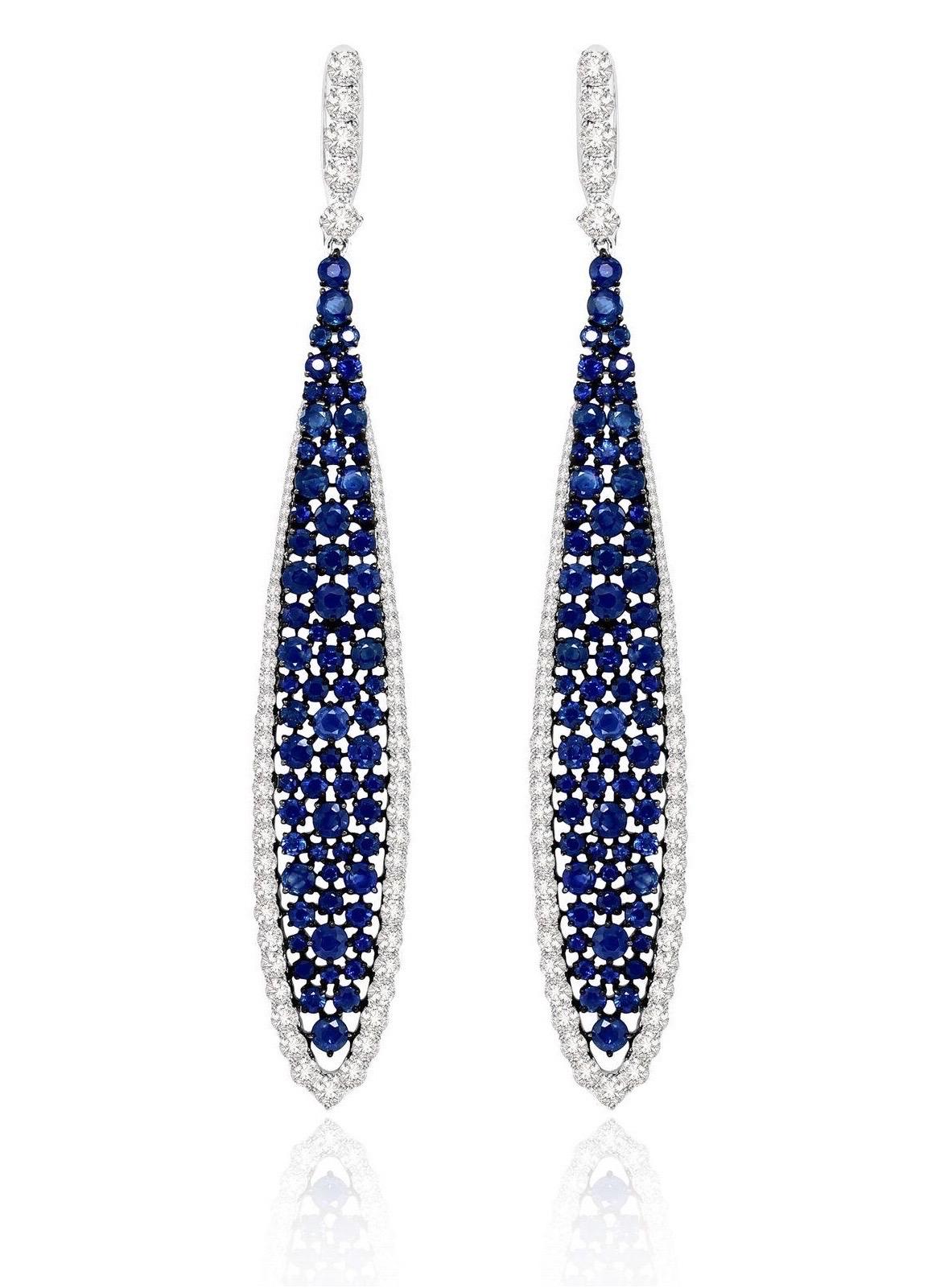 4.98 Carat Blue Sapphire Diamond 18 Karat White Gold Earrings In New Condition In Hoffman Estate, IL