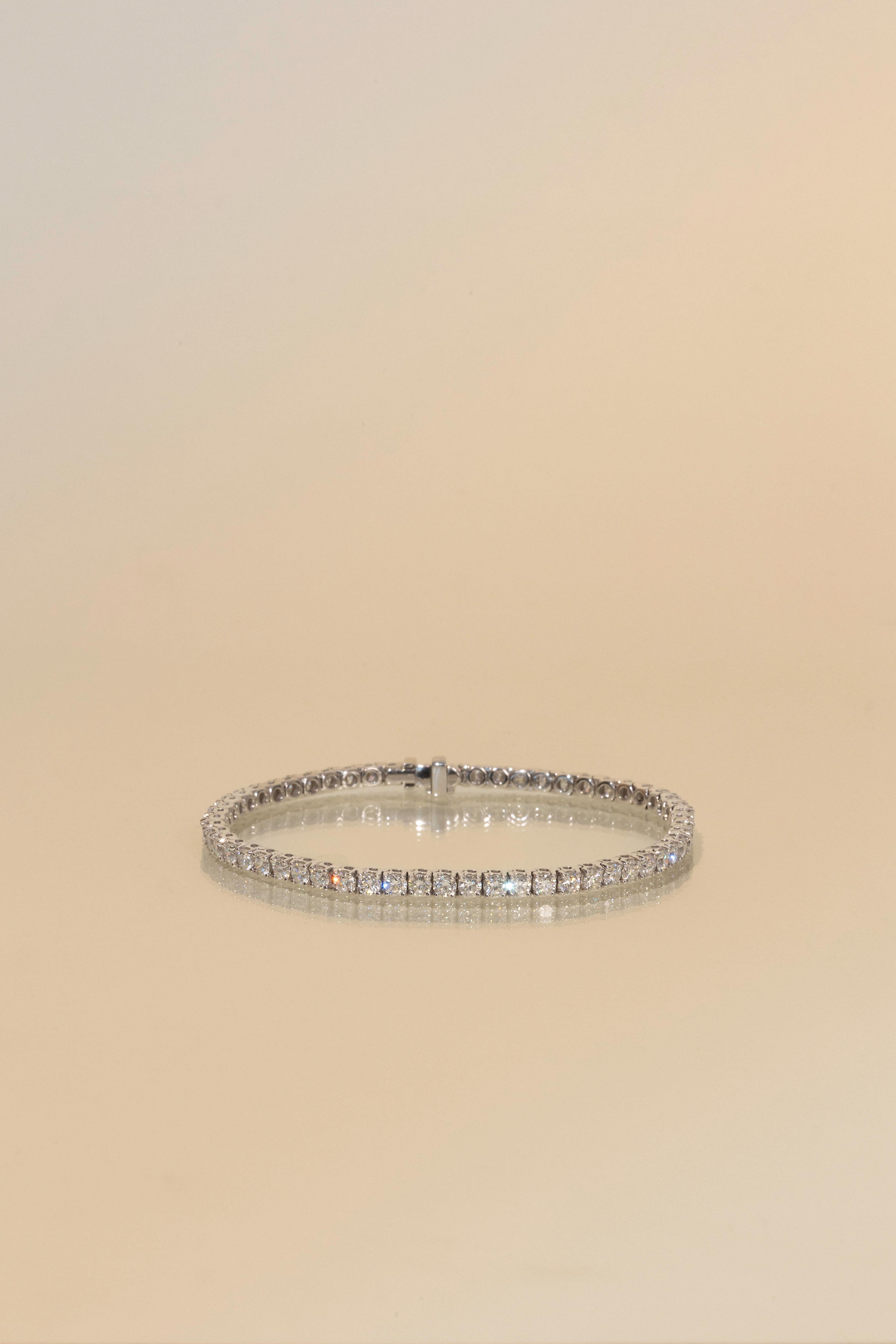 4.98 ct Tennis Bracelet, FG VS Diamonds 2.80mm in White Gold In New Condition For Sale In Brasschaat, BE