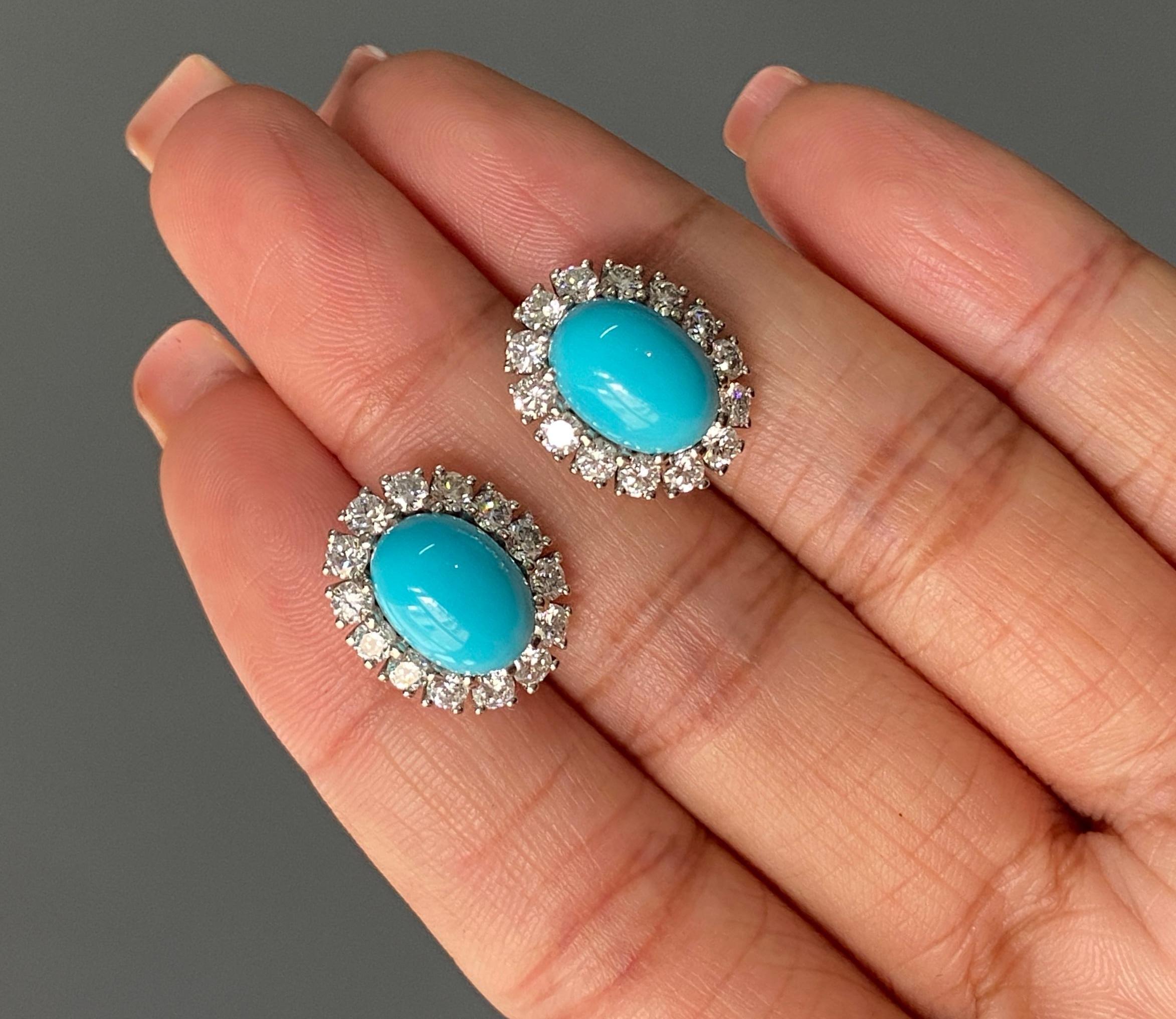 Borchie con turchese cabochon da 4,99 carati e diamante da 1,4 carati in oro bianco 18 carati in vendita 1