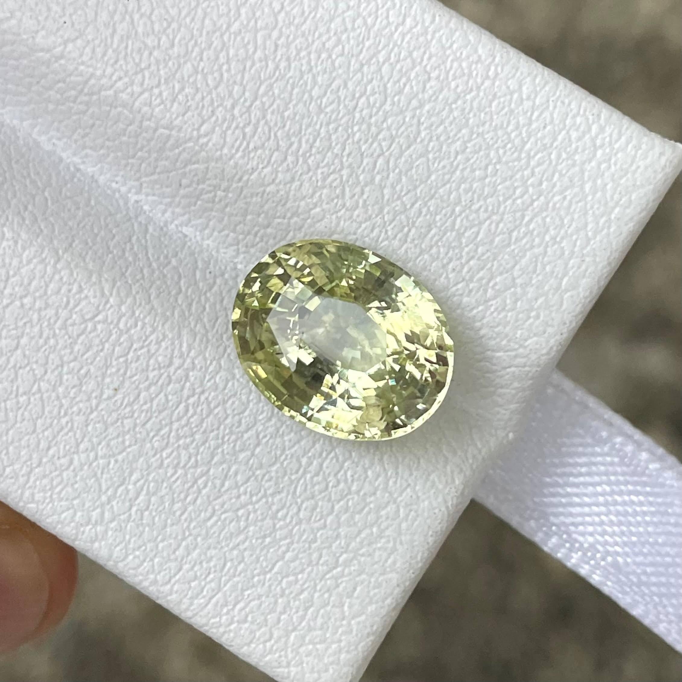 Weight 4.99 carats 
Dimensions 11.33x9.09x6.00 mm
Treatment none 
Origin Sri Lanka 
Clarity VVS
Shape oval 
Cut Faceted 



This stunning 4.99 carat yellow sapphire is a natural gemstone sourced from Sri Lanka, renowned for its high-quality