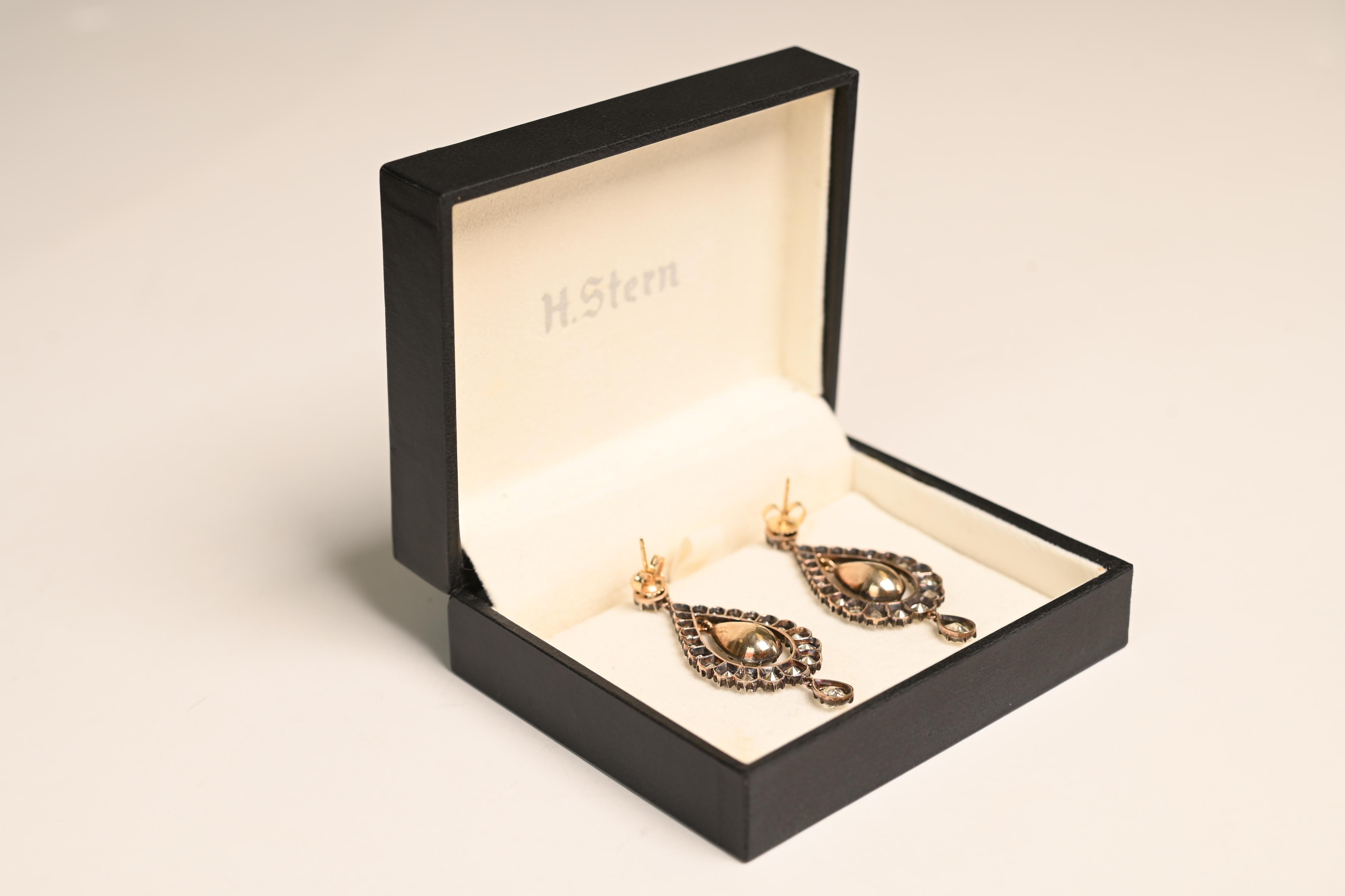 Antique Rose Cut Diamond (Approx 4.90-Carats) Halo Earrings, Silver & Gold In Excellent Condition For Sale In New York, NY