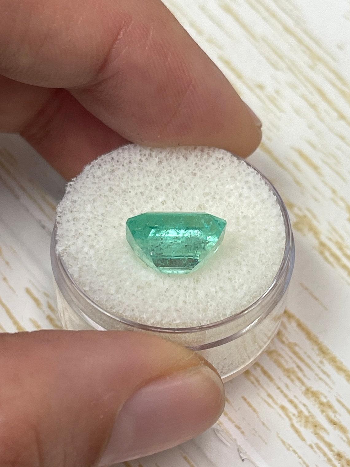 Women's or Men's 4.99ct Colombian Emerald 11.5x9.6mm Bright Green Genuine May Birthstone Gem For Sale