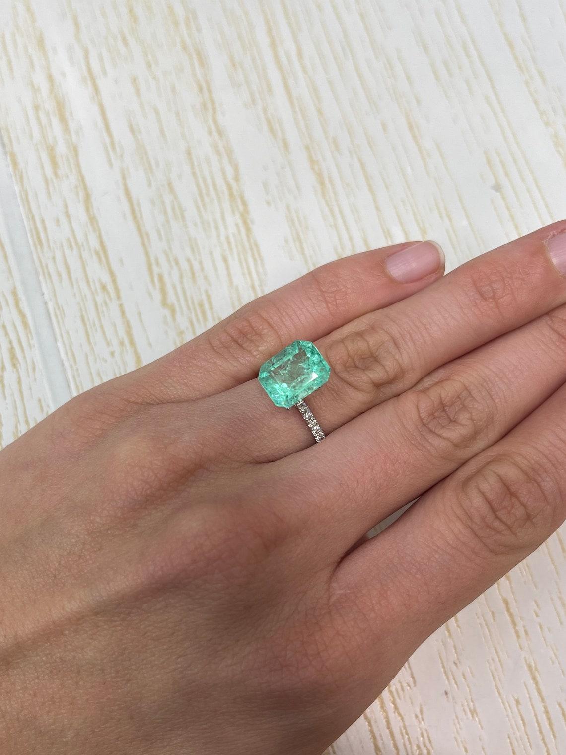4.99ct Colombian Emerald 11.5x9.6mm Bright Green Genuine May Birthstone Gem For Sale 1