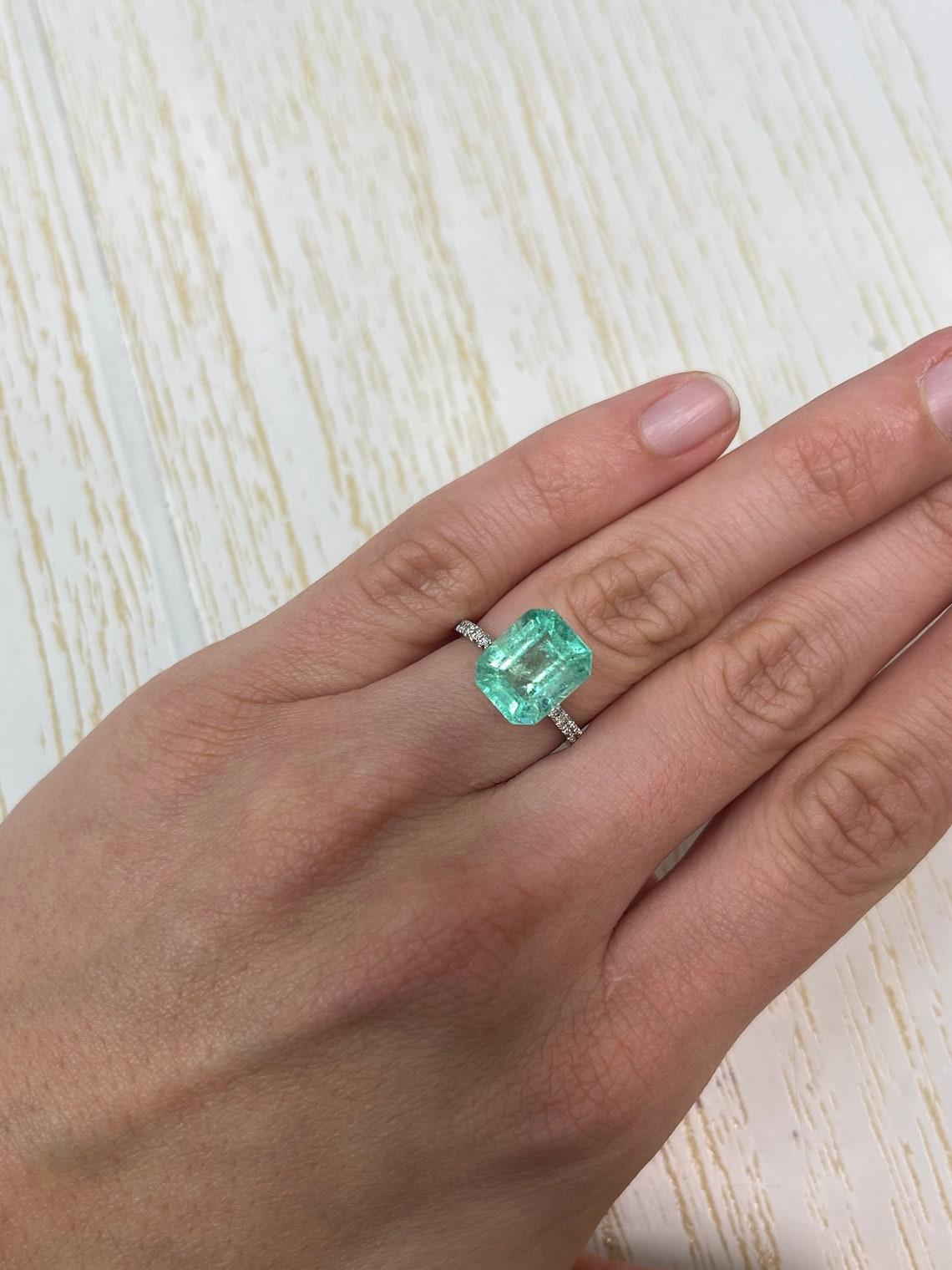 4.99ct Colombian Emerald 11.5x9.6mm Bright Green Genuine May Birthstone Gem For Sale 3