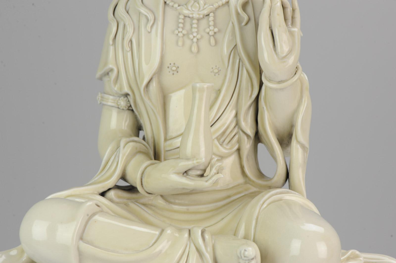 Large 20th Century Dehua Blanc de Chine Statue Guanyin Marked on Back 4