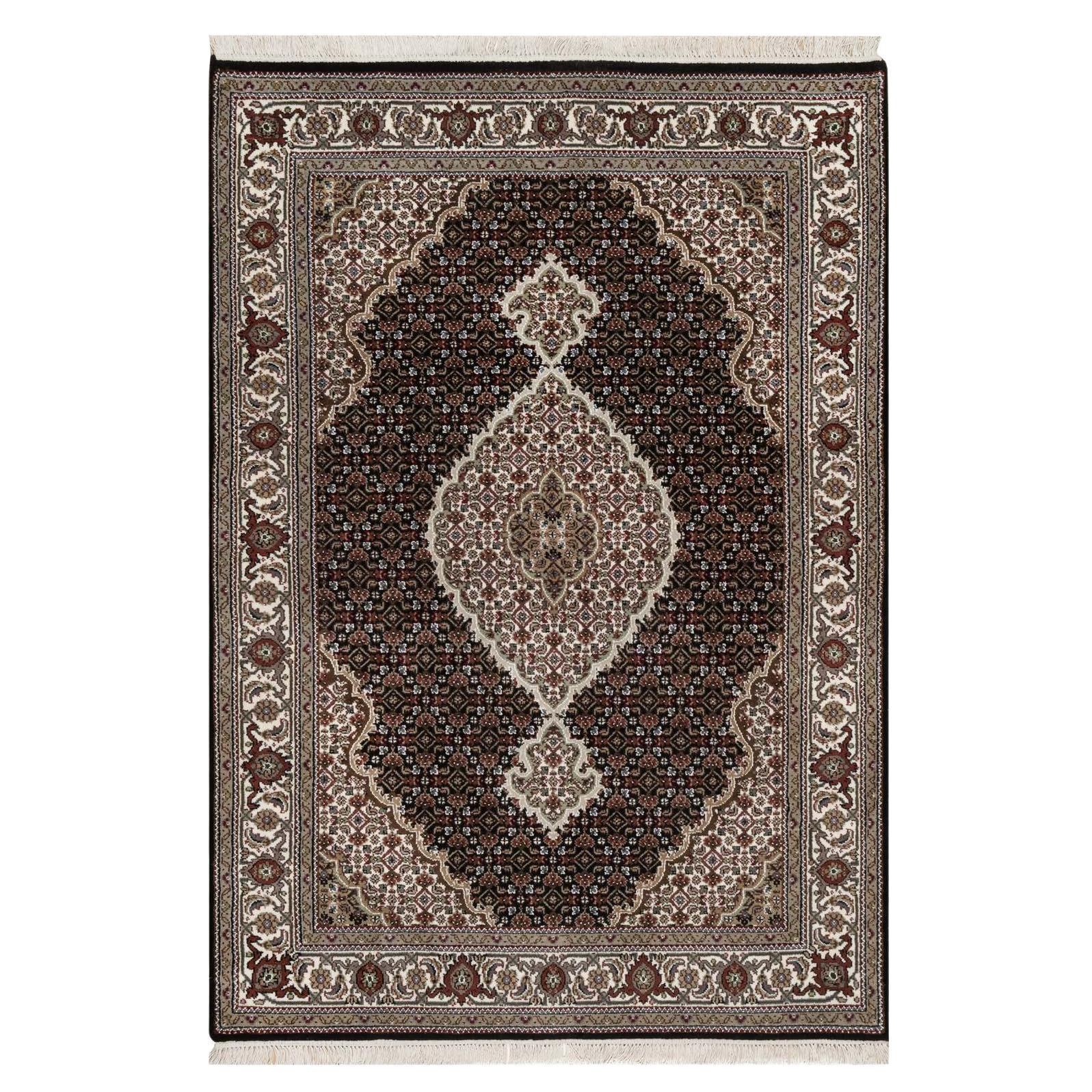 4
9"x6
9" Black Tabriz Mahi with Fish Medallion Design Hand Knotted Wool Rug