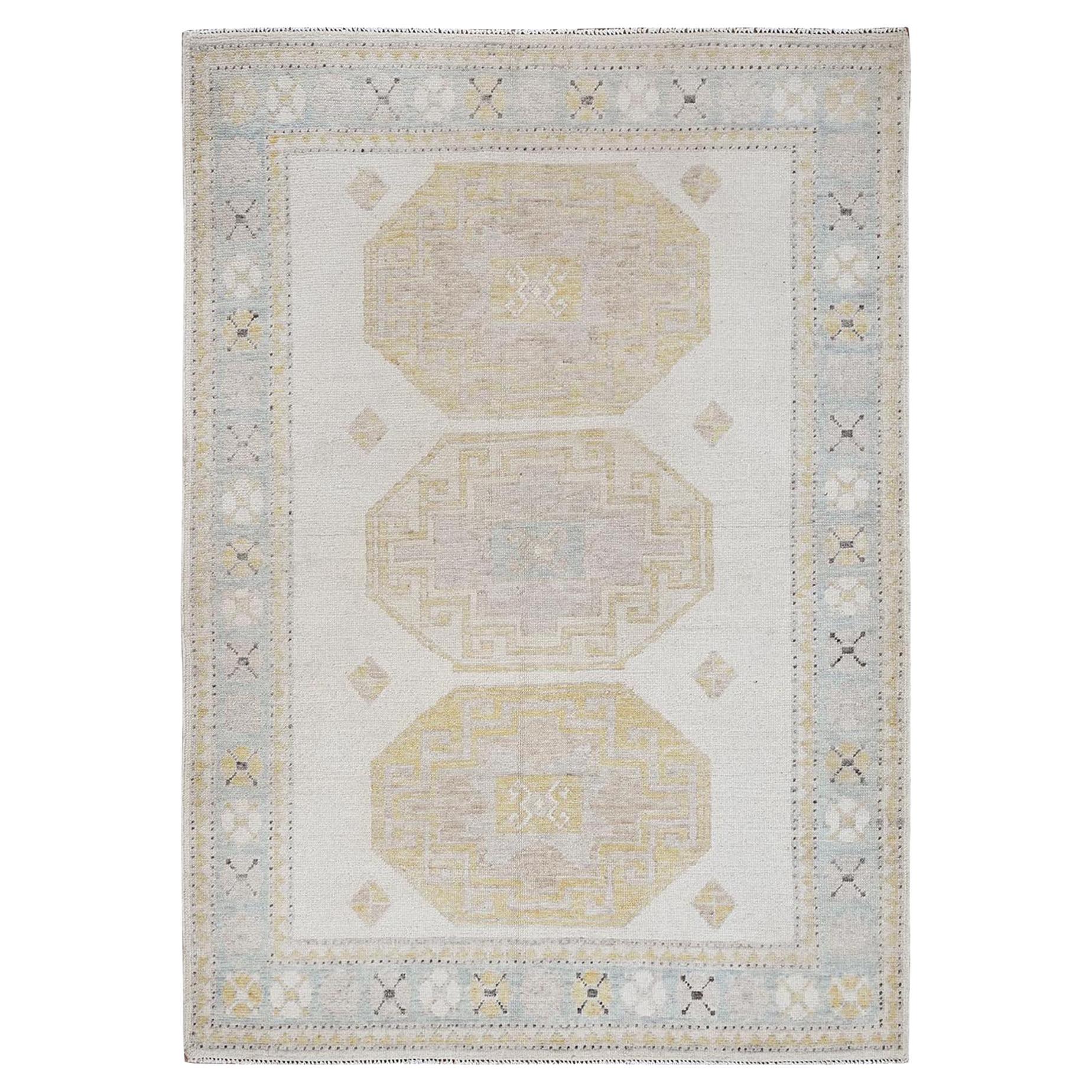 4'9"x6'9" Bone White Geometric Caucasian Design 100% Wool Hand Knotted Rug For Sale