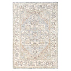 4'9"x7' Cloud Gray Heriz Medallion Design Turkish Knot Hand Knotted Wool Rug