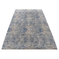 4'9"x7' Gray ERASED ROSSETS Silk with Textured Wool Hand Knotted Rug