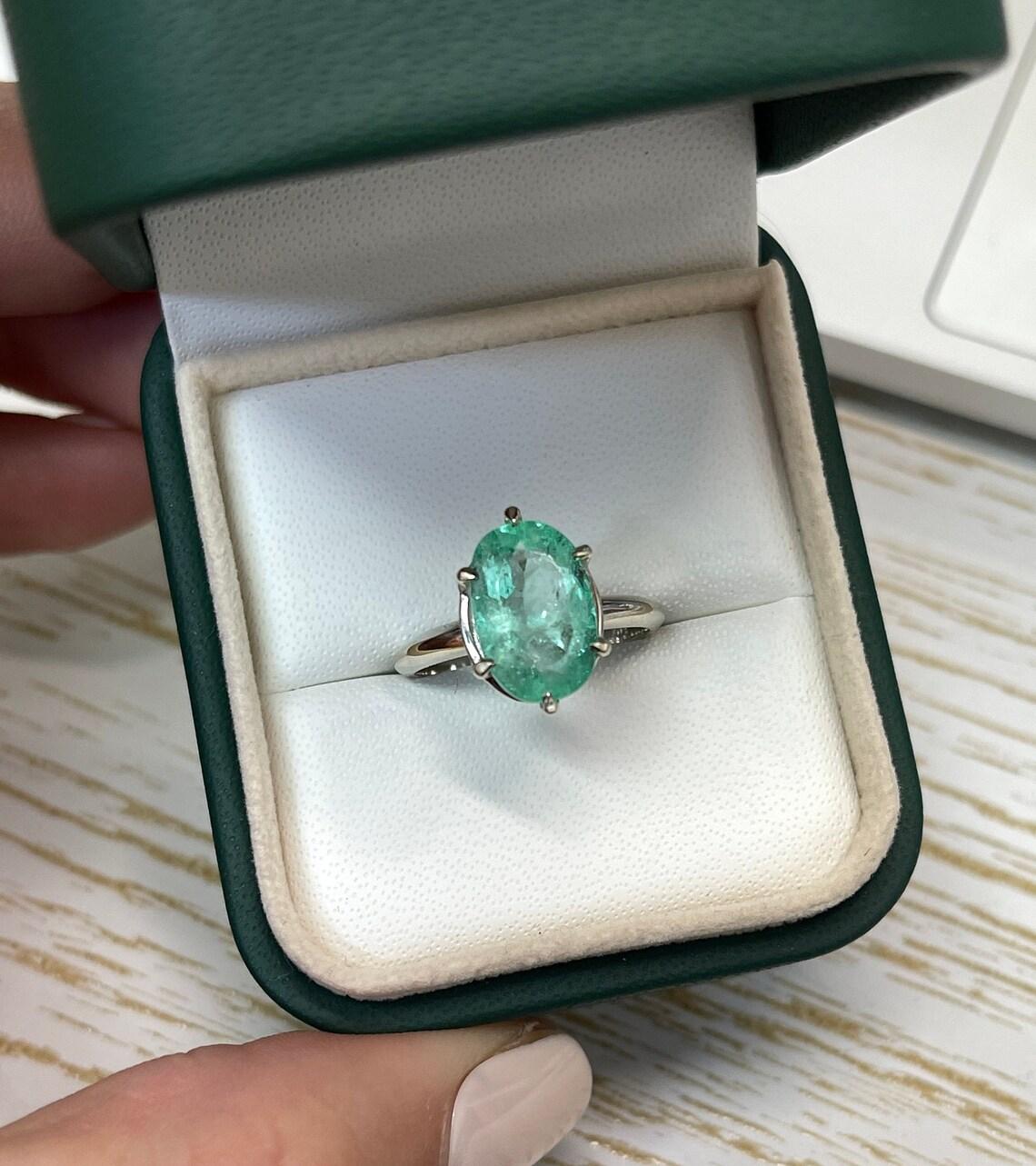 Modern 4ct 6 Prong Oval Emerald Solitaire 14K Ring, White Gold For Sale