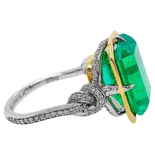 4ct Emerald in Forget Me Knot Style Ring