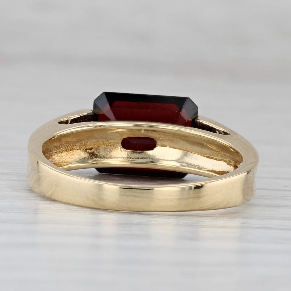 Emerald Cut 4ct Garnet Solitaire Ring 18k Yellow Gold Size 8.25 For Sale