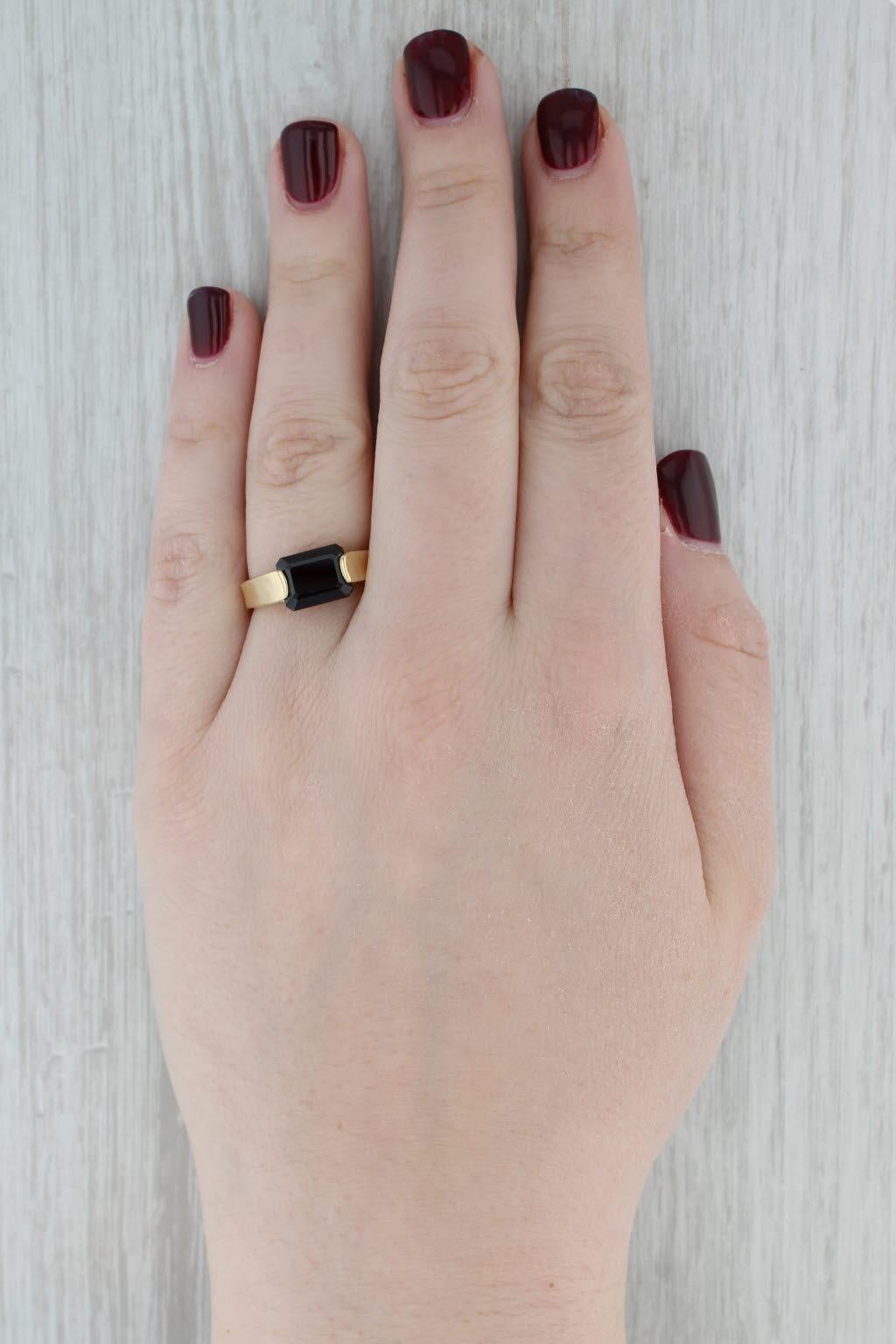 4ct Garnet Solitaire Ring 18k Yellow Gold Size 8.25 For Sale 4