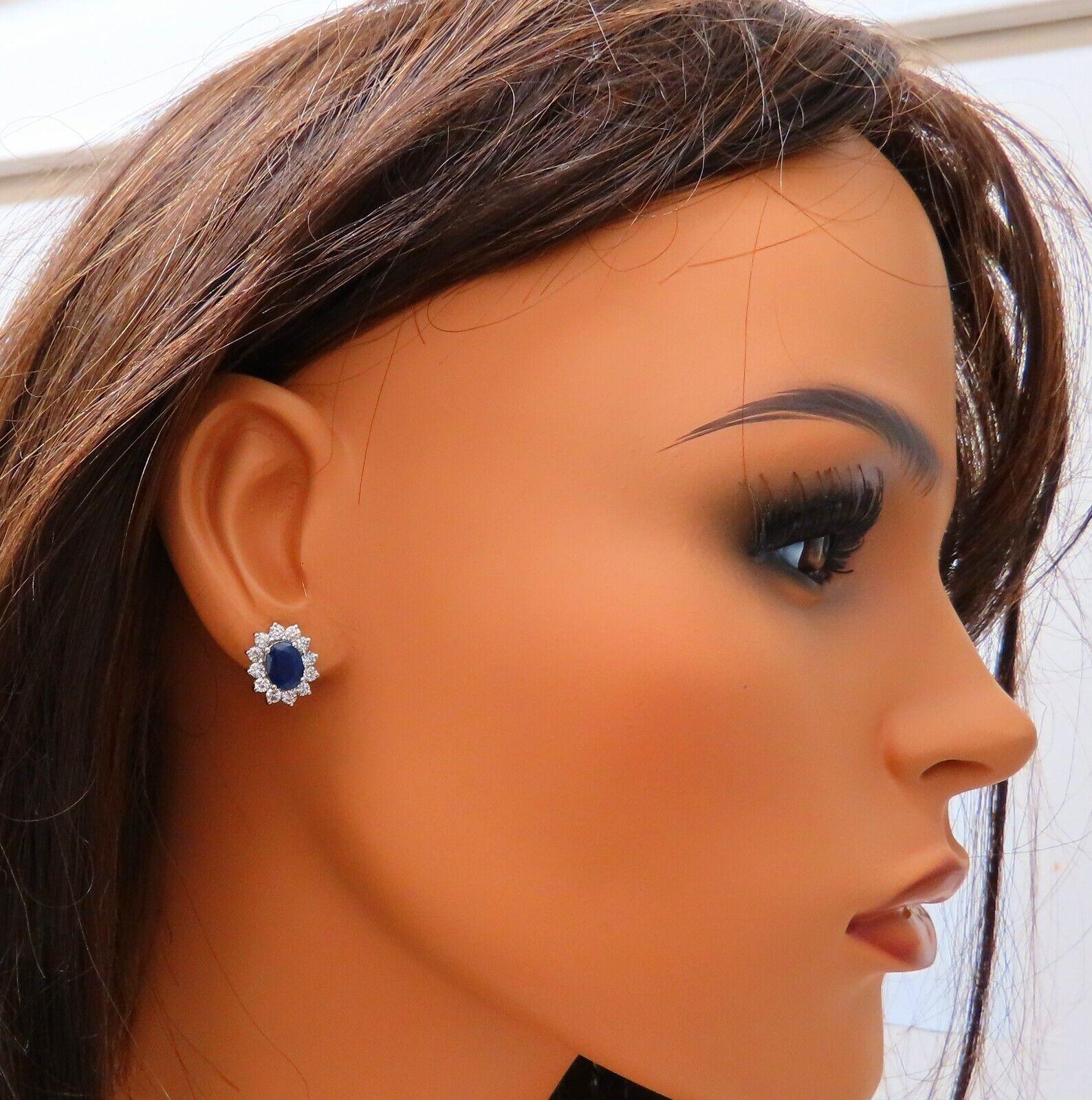 Boucles d'oreilles grappe en or 14 carats avec saphir naturel 4 carats et diamants Neuf - En vente à New York, NY